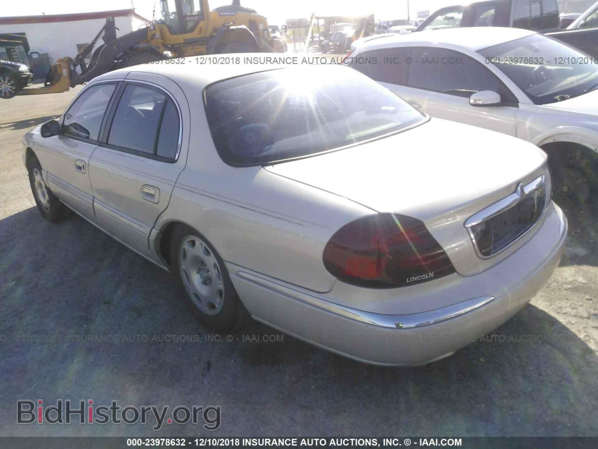 2000 LINCOLN CONTINENTAL - VIN: 1LNHM97V4YY916881 - Фото 3