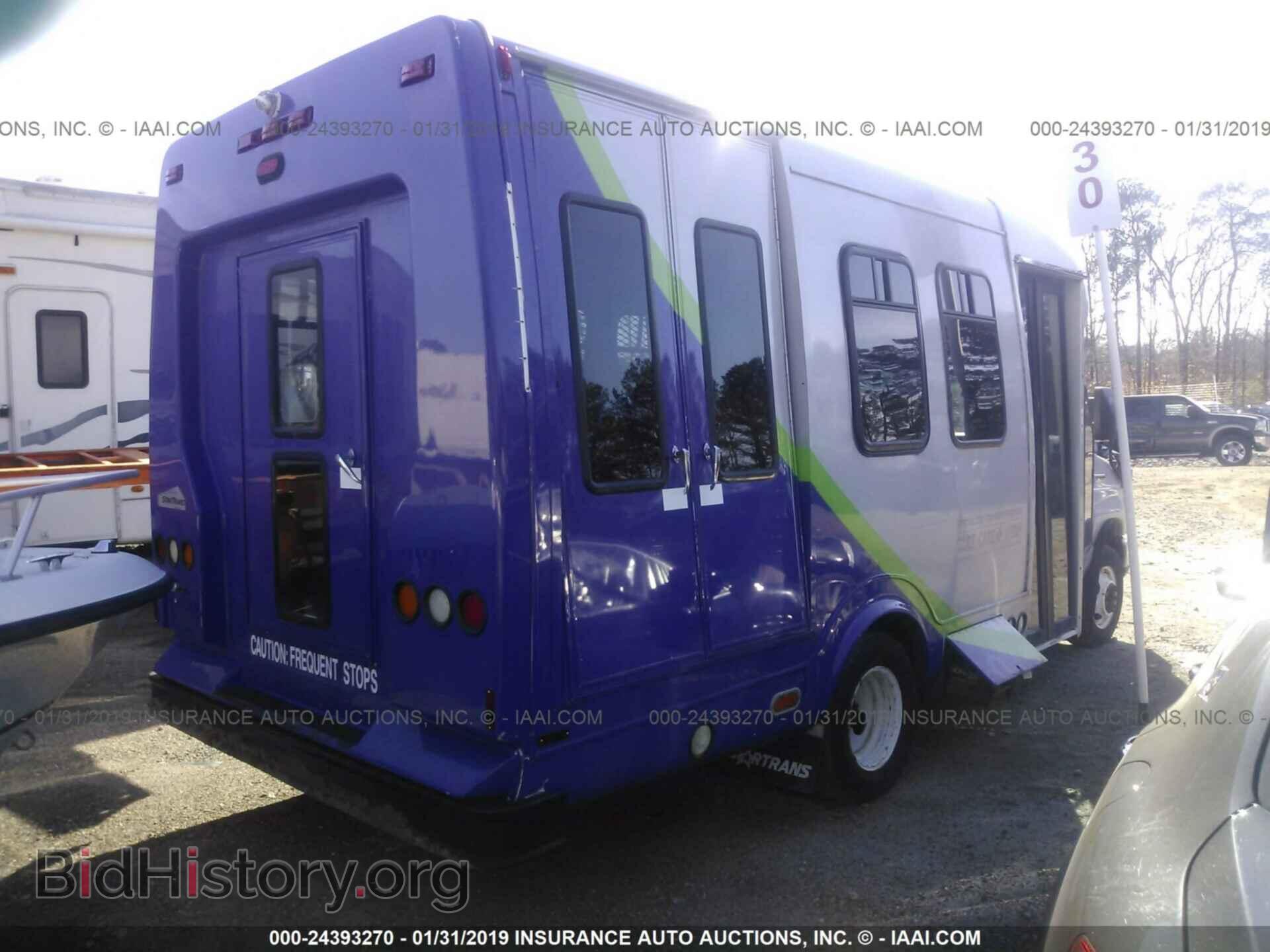 2009 FORD ECONOLINE - VIN: 1FDEE35P59DA83473 - Фото 4