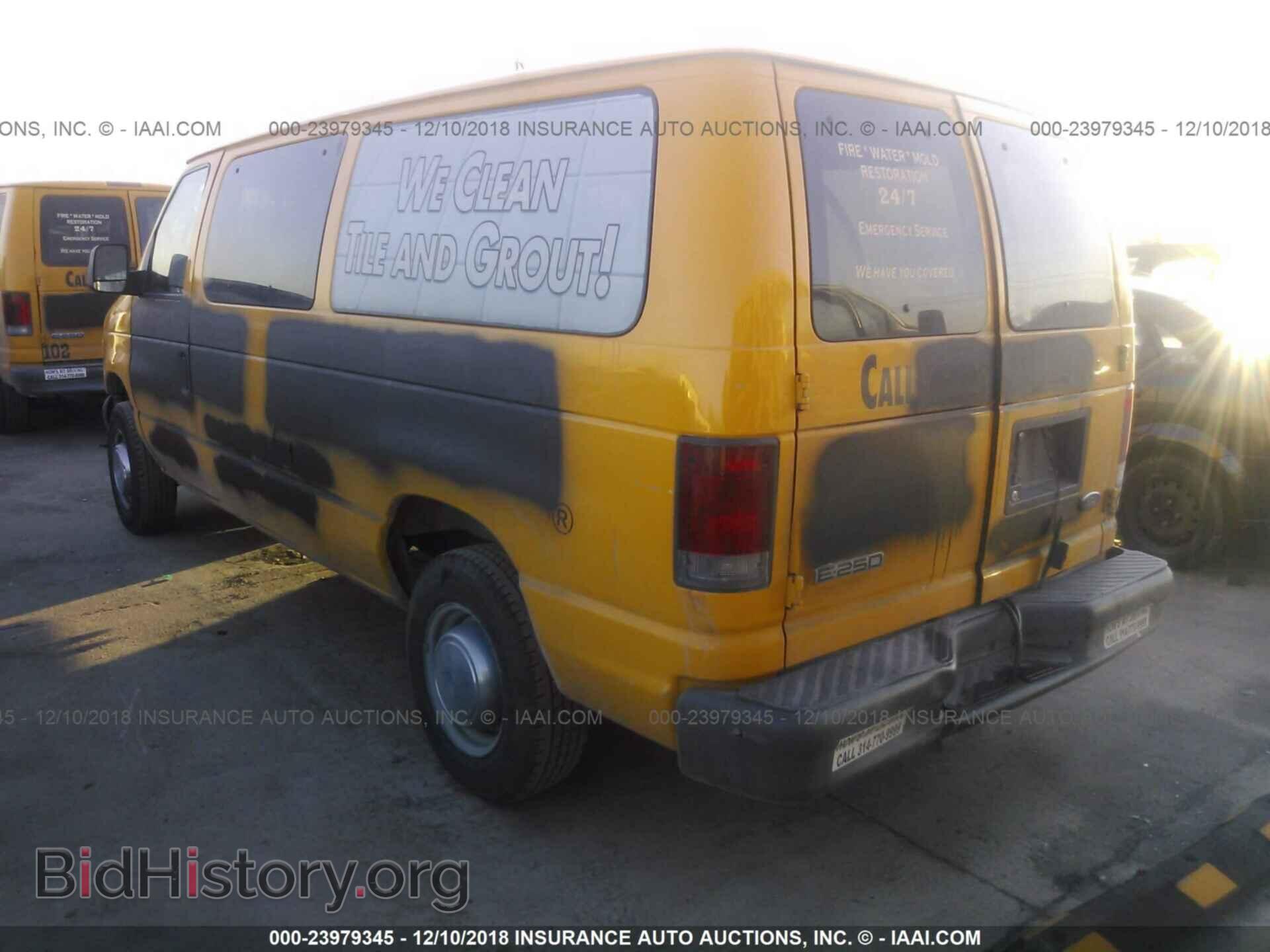 2006 FORD ECONOLINE - VIN: 1FTNE24L46HA81232 - Фото 3