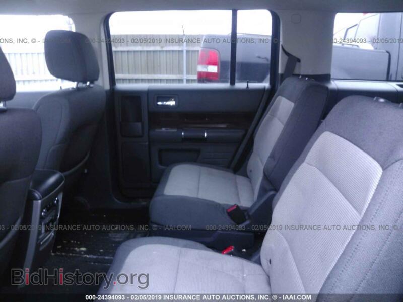2011 Ford FLEX (VIN 2FMGK5CC9BBD09068) — photo 8 of 10