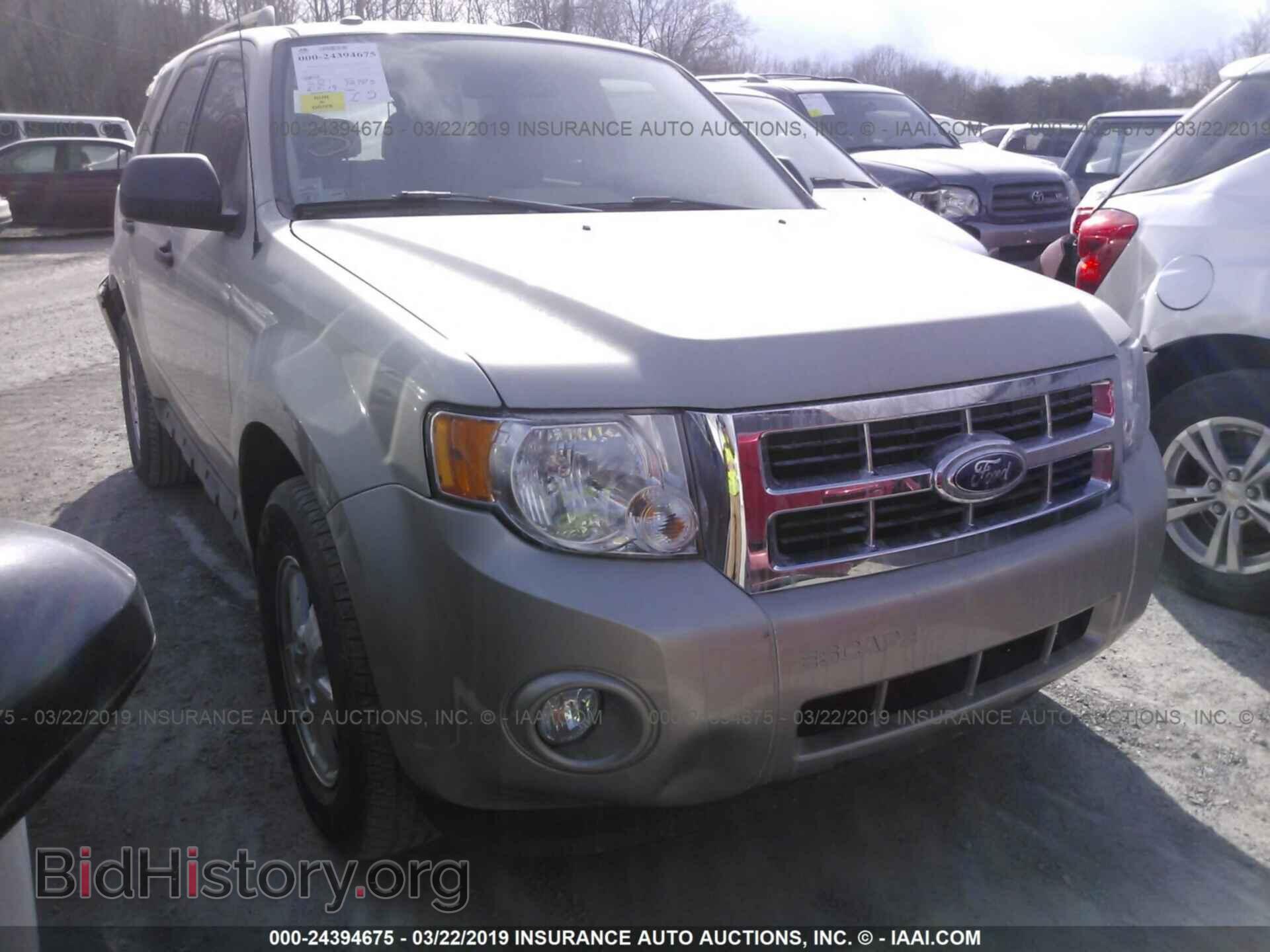 Фотография 1FMCU0DG3CKC13019 - FORD ESCAPE 2012