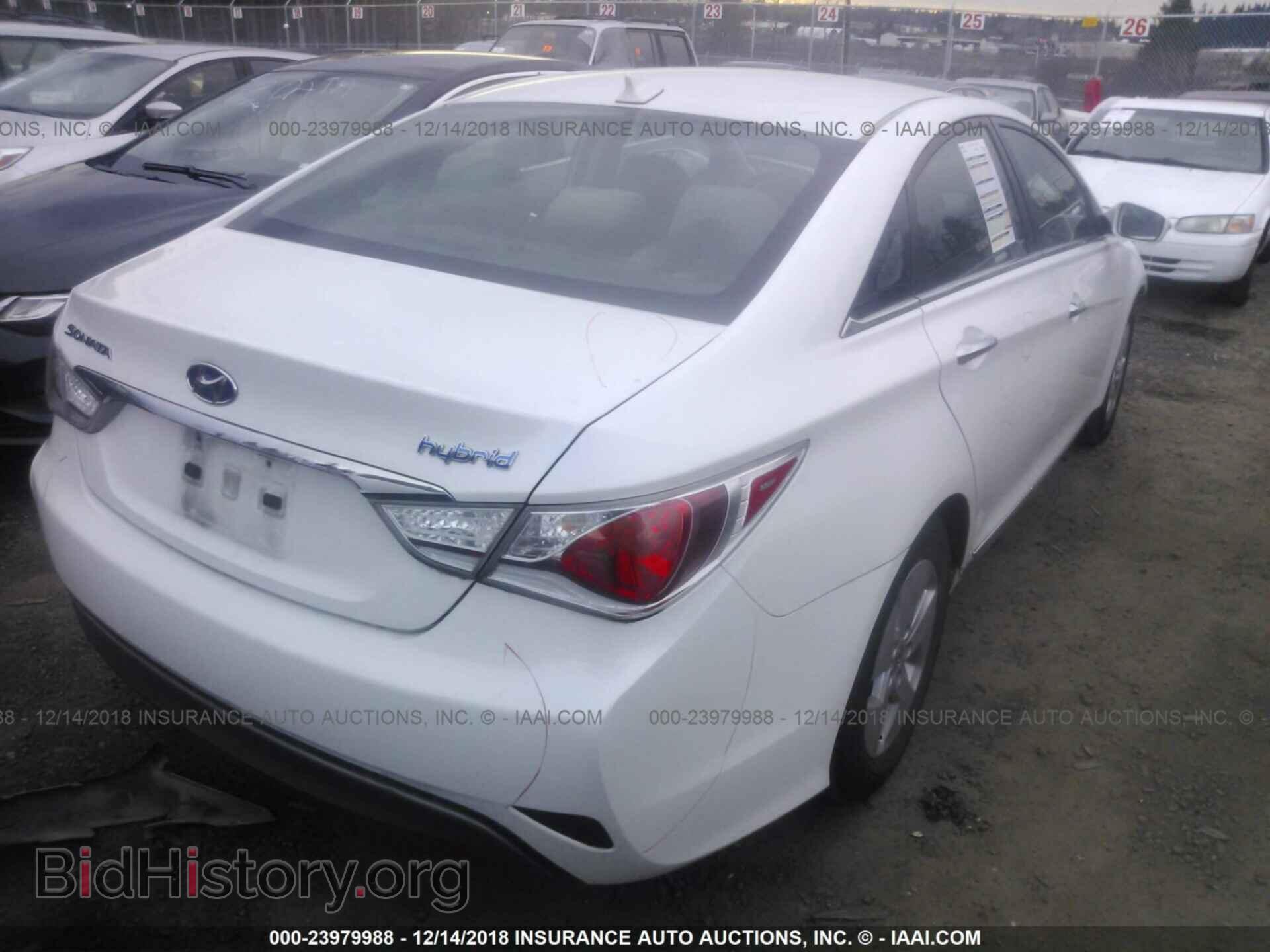 2012 HYUNDAI SONATA - VIN: KMHEC4A47CA033481 - Фото 4