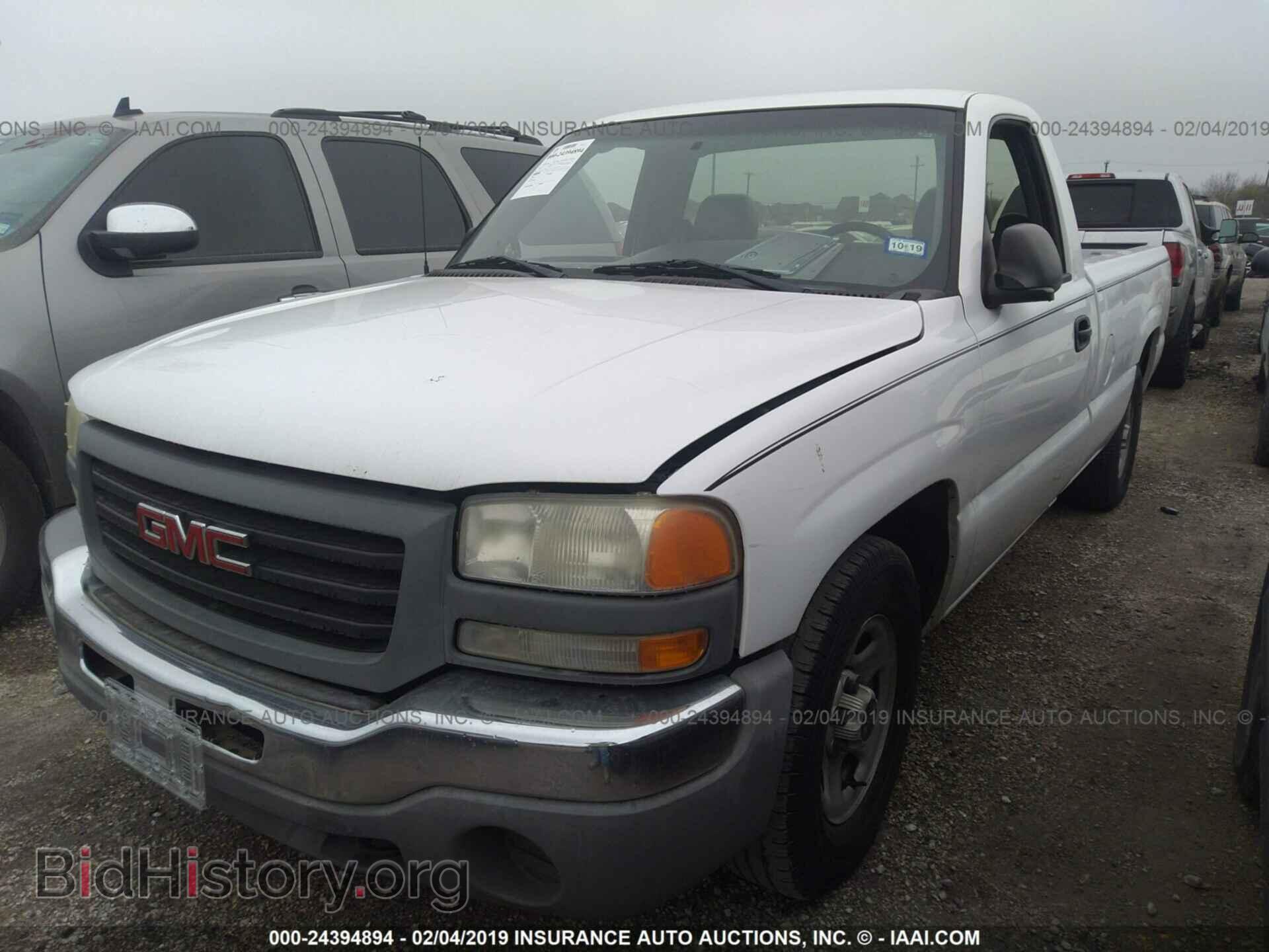 2003 GMC NEW SIERRA - VIN: 1GTEC14V33E305234 - Фото 2