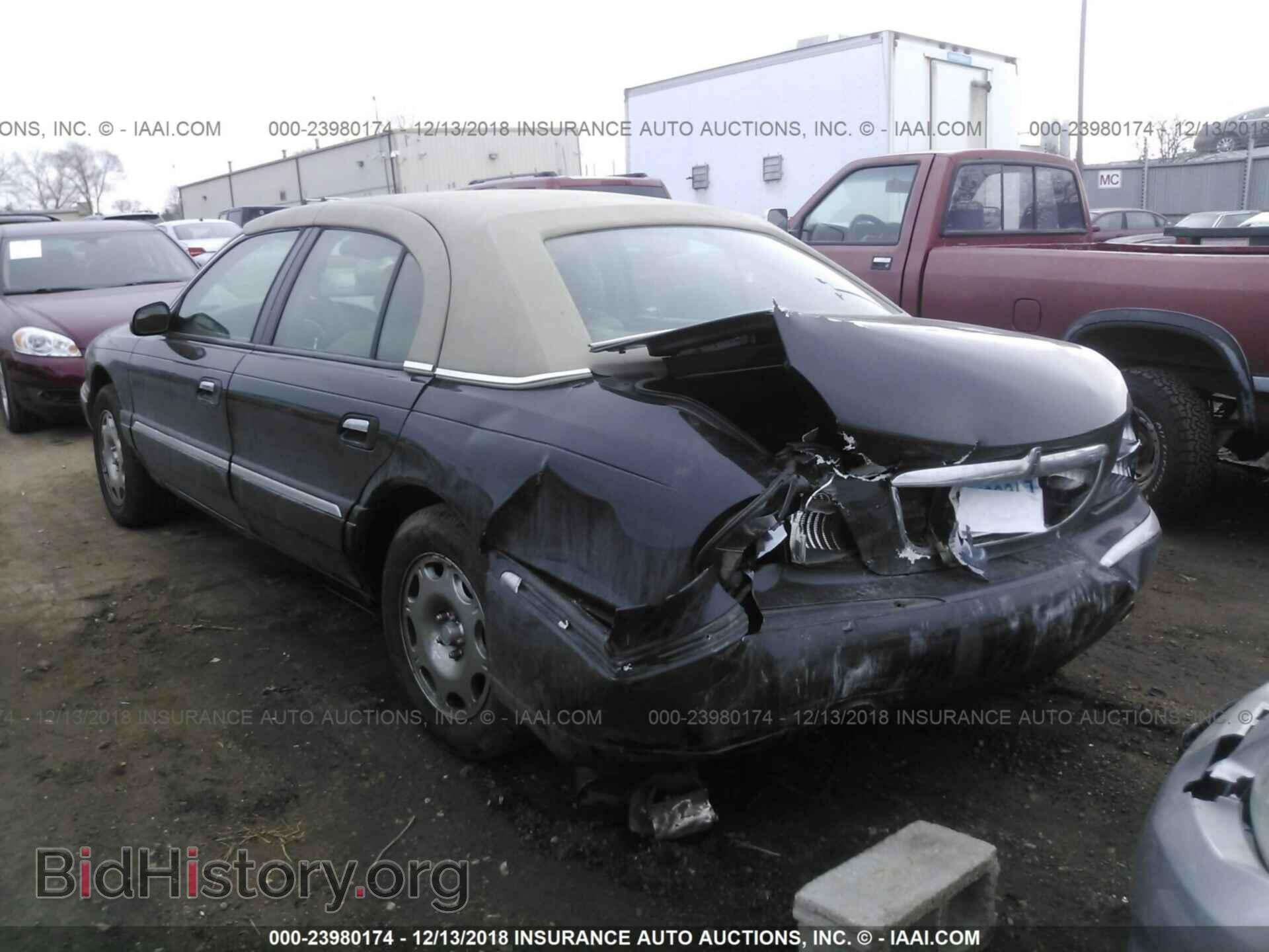 2002 LINCOLN CONTINENTAL - VIN: 1LNHM97V82Y697852 - Фото 3