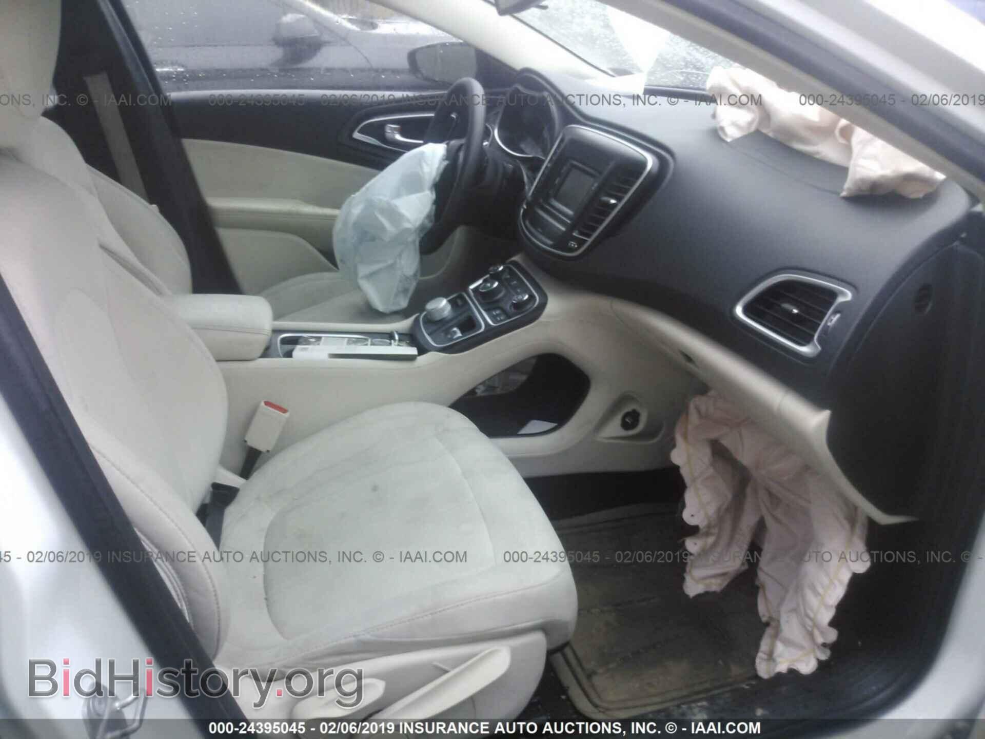 2016 CHRYSLER 200 - VIN: 1C3CCCAB8GN122855 - Photo 5