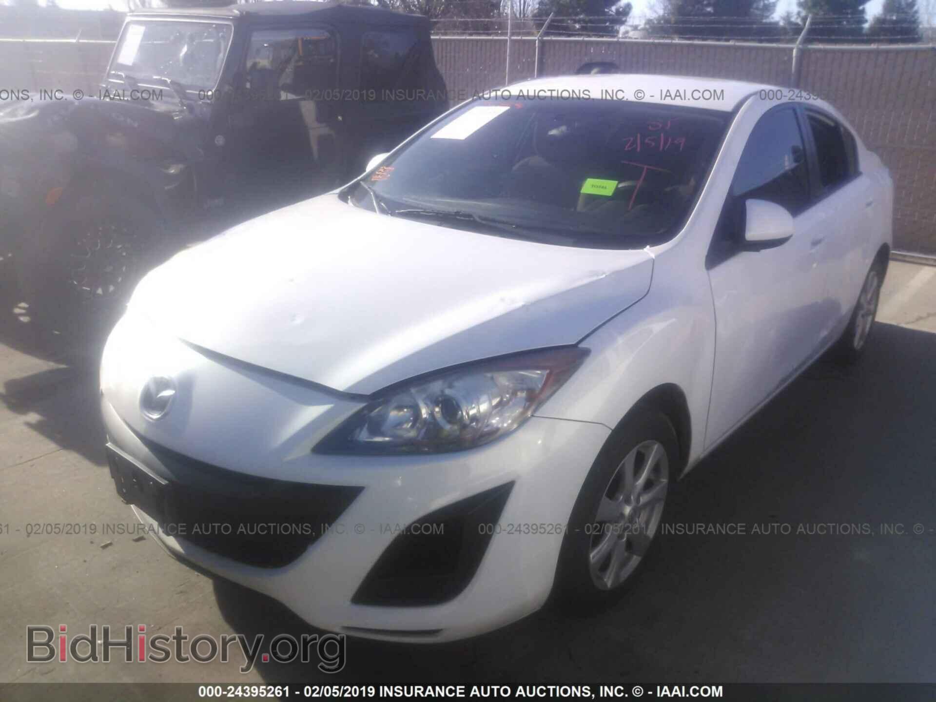 2011 MAZDA 3 - VIN: JM1BL1VG0B1457822 - Фото 2
