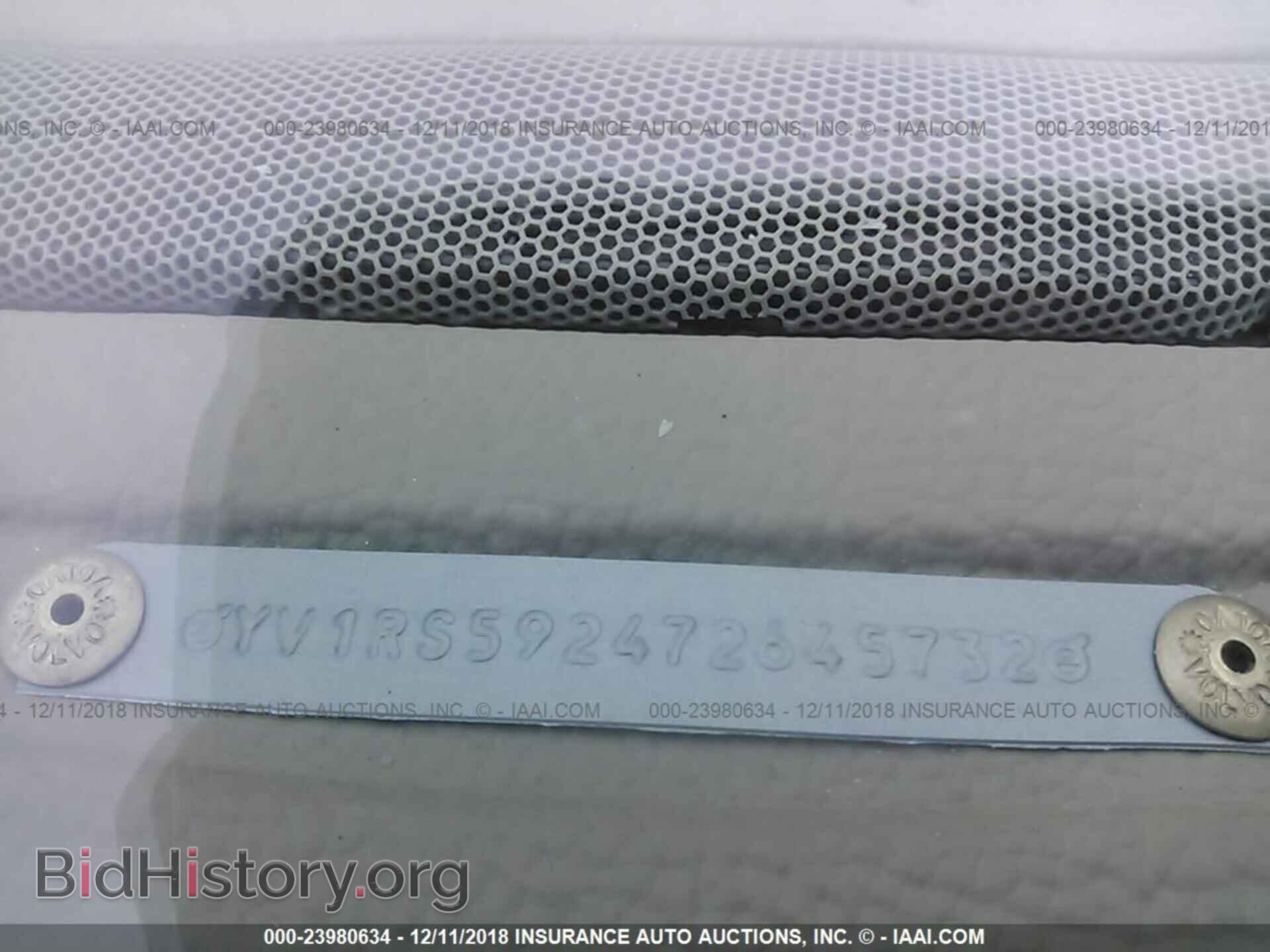 2007 VOLVO S60 - VIN: YV1RS592472645732 - Фото 9