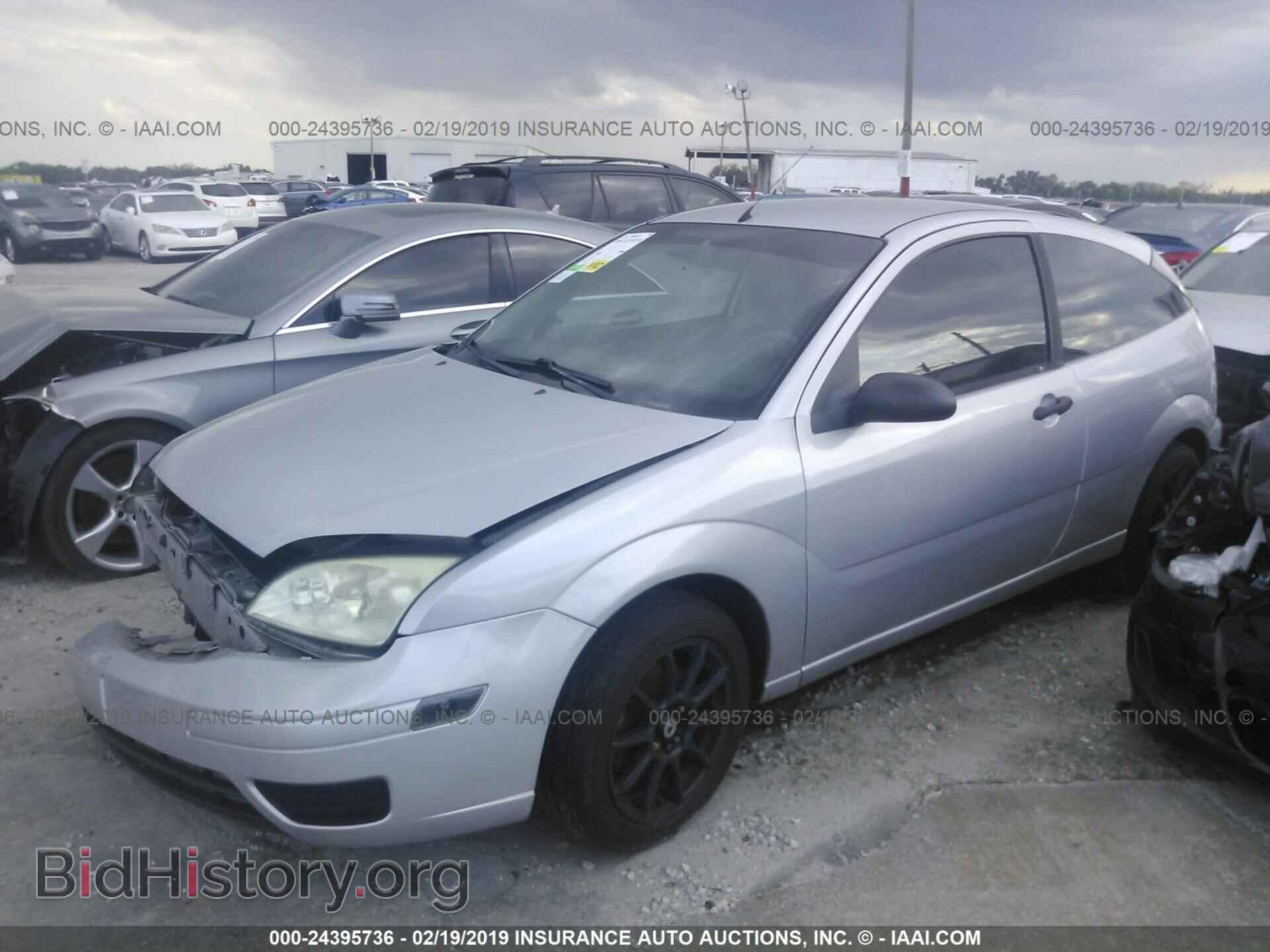 2005 FORD FOCUS - VIN: 3FAFP31N85R155524 - Фото 2