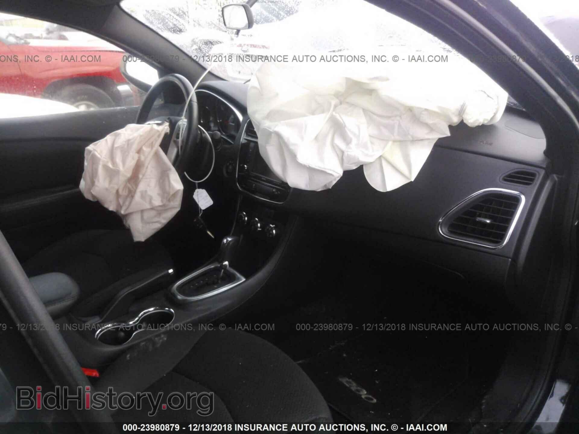 2011 CHRYSLER 200 - VIN: 1C3BC1FB9BN579708 - Фото 5