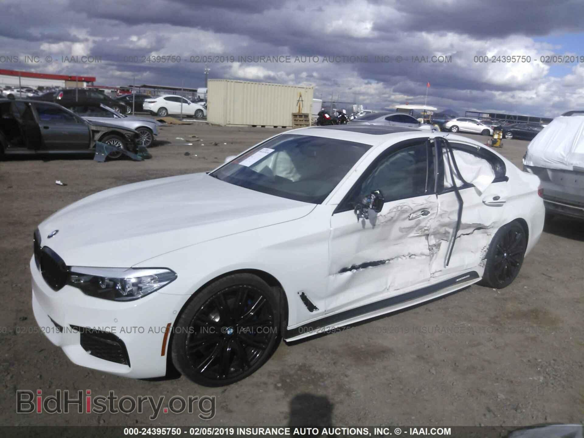 2018 BMW 540 - VIN: WBAJE5C5XJWA97751 - Фото 2