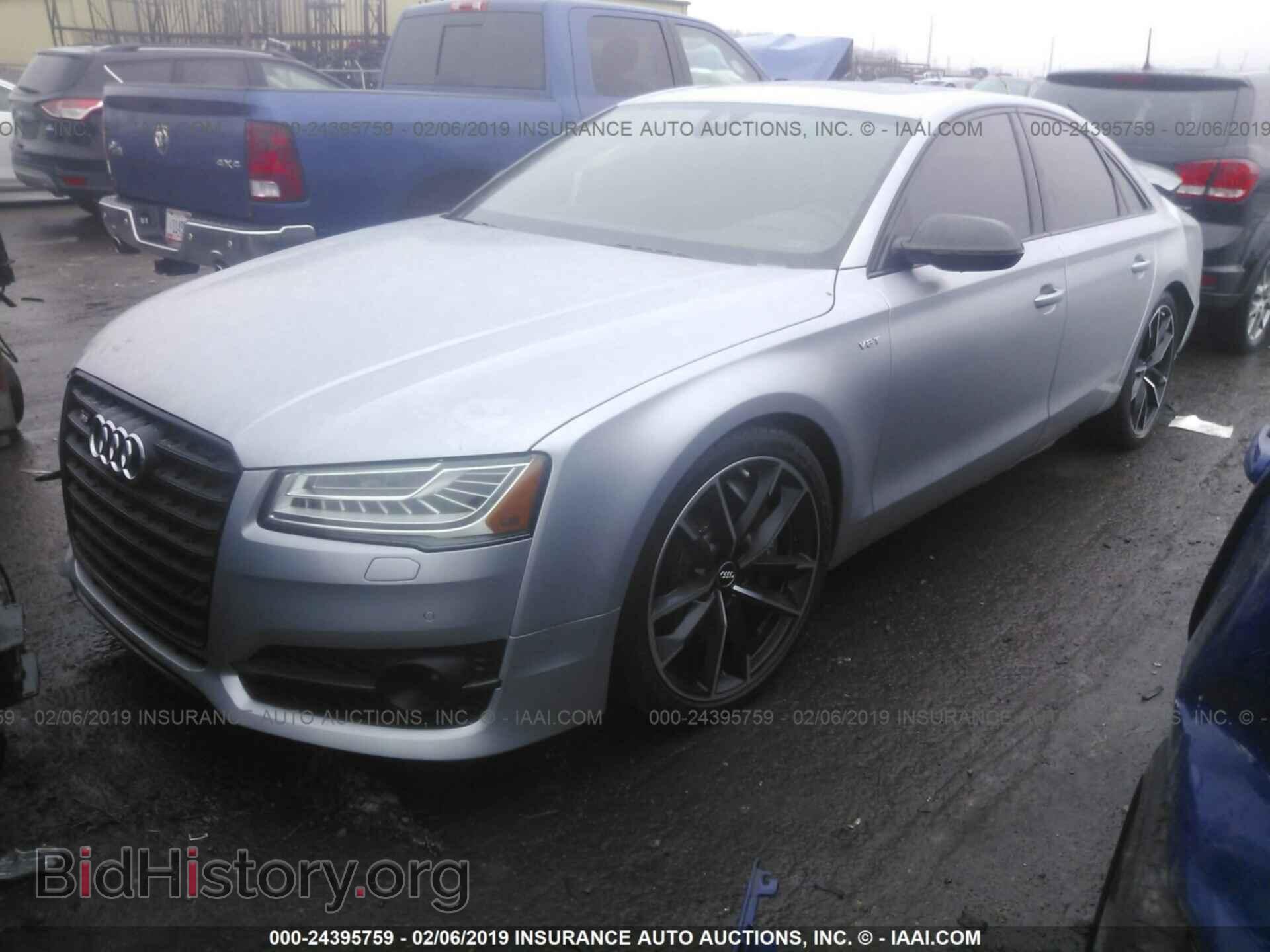 2016 AUDI S8 - VIN: WUAJ5AFD8GN900750 - Photo 2