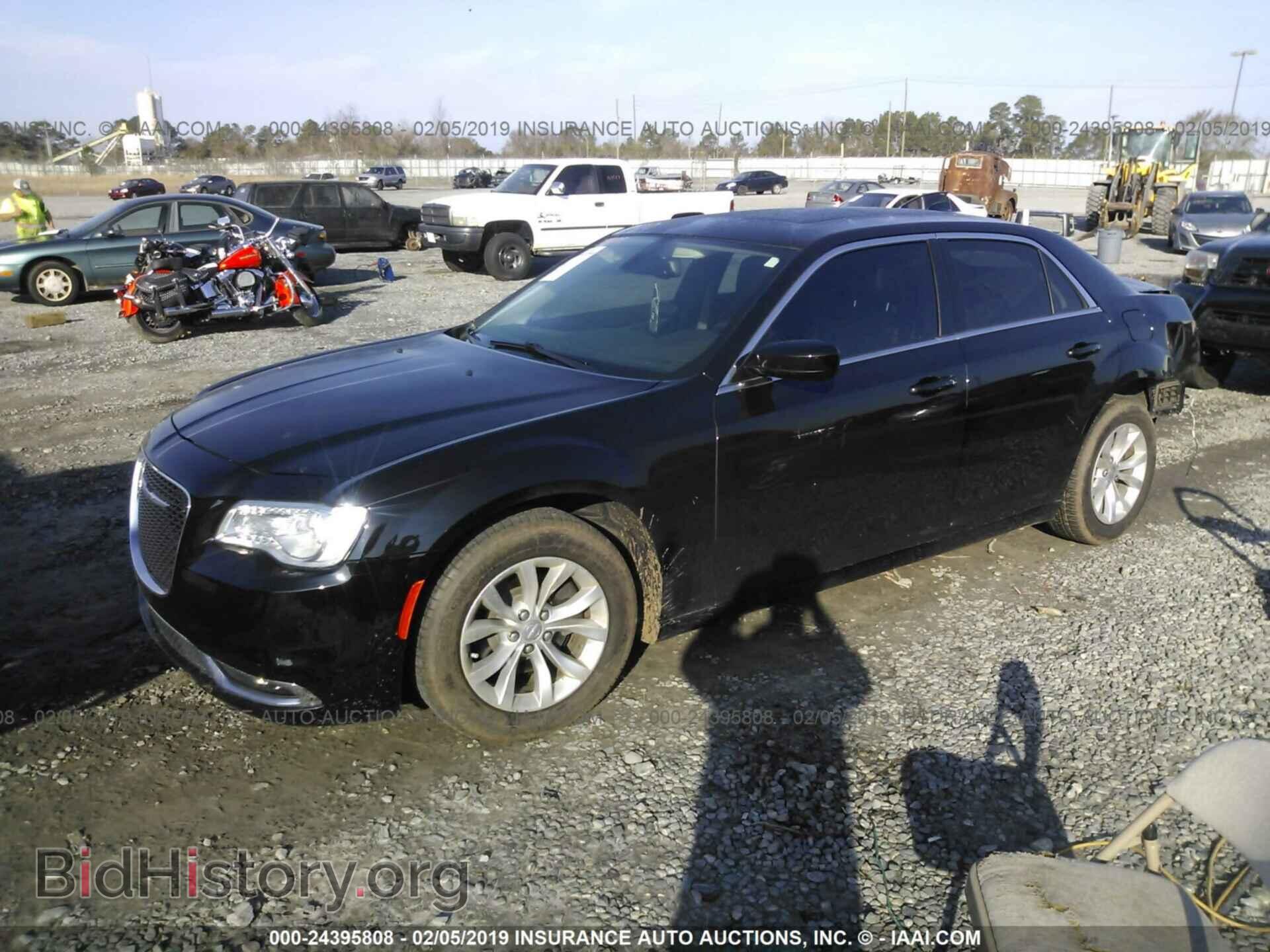 2016 CHRYSLER 300 - VIN: 2C3CCAAG9GH274023 - Фото 2