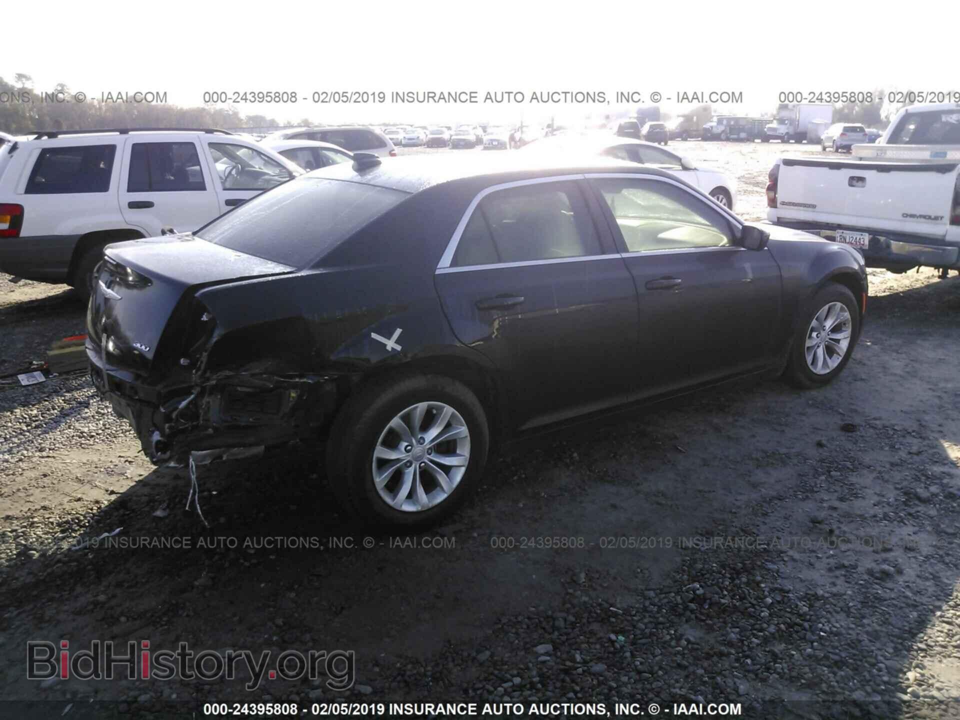 2016 CHRYSLER 300 - VIN: 2C3CCAAG9GH274023 - Фото 4