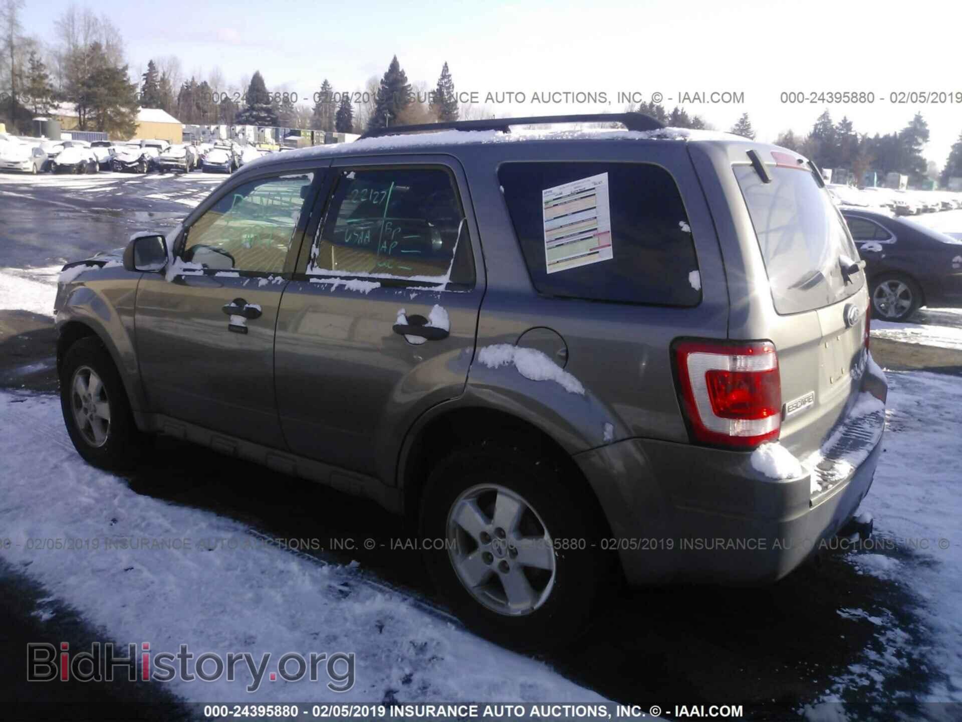 2009 FORD ESCAPE - VIN: 1FMCU93G19KC02888 - Фото 3