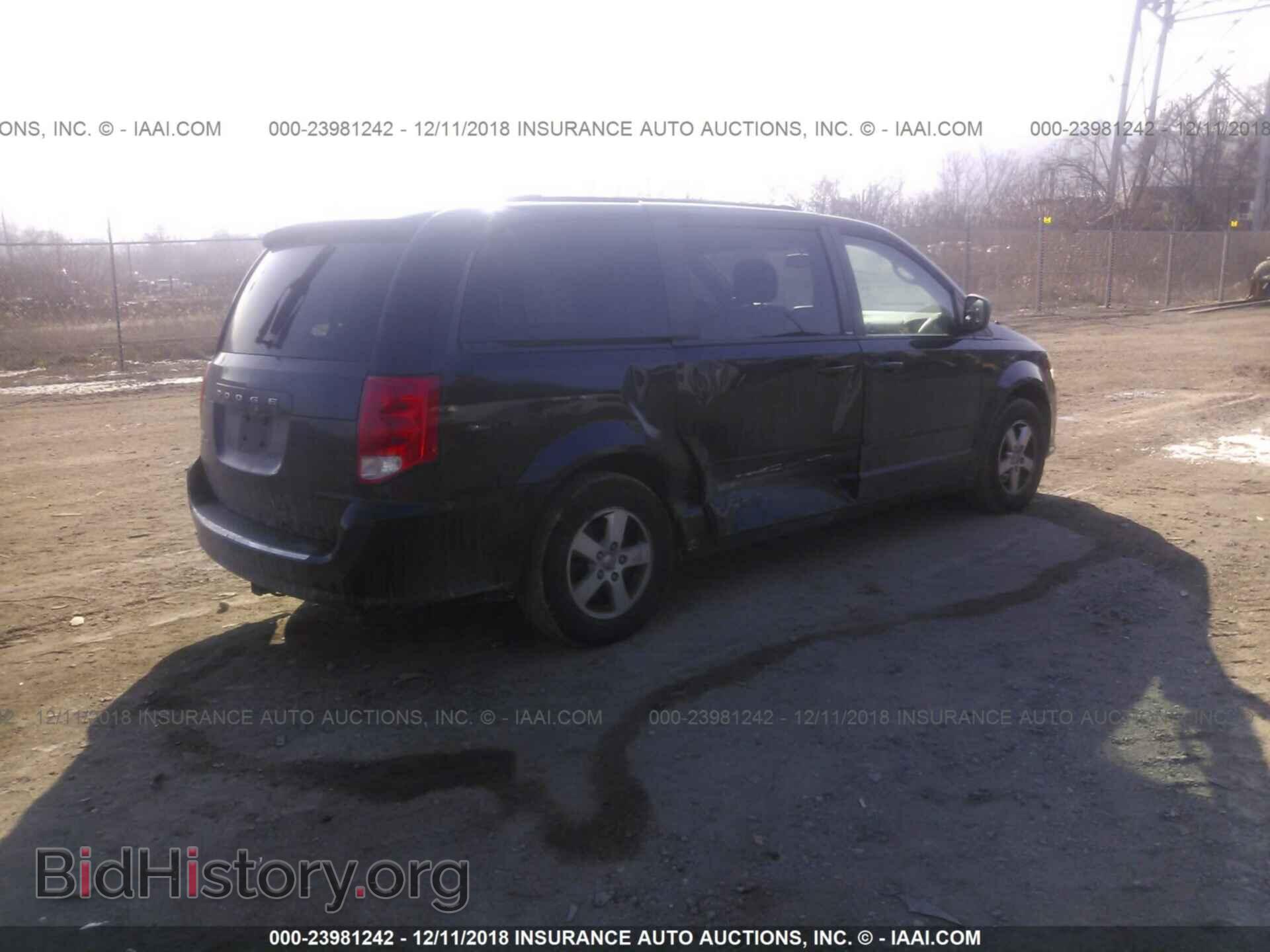 2011 DODGE GRAND CARAVAN - VIN: 2D4RN4DG9BR730458 - Photo 4