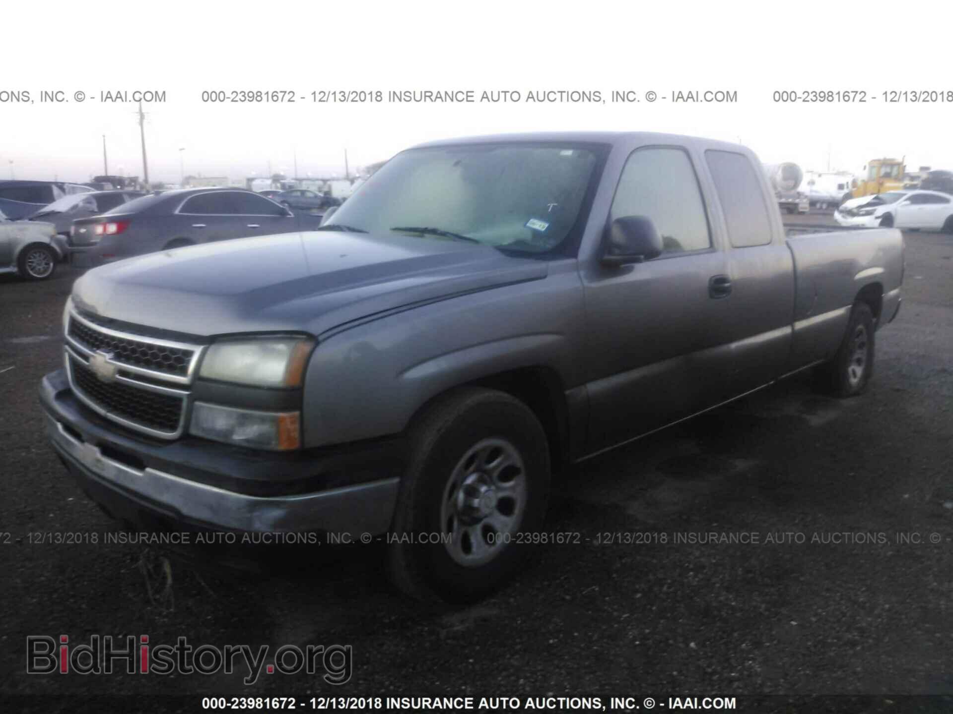 2006 CHEVROLET SILVERADO - VIN: 1GCEC19Z36E179957 - Photo 2