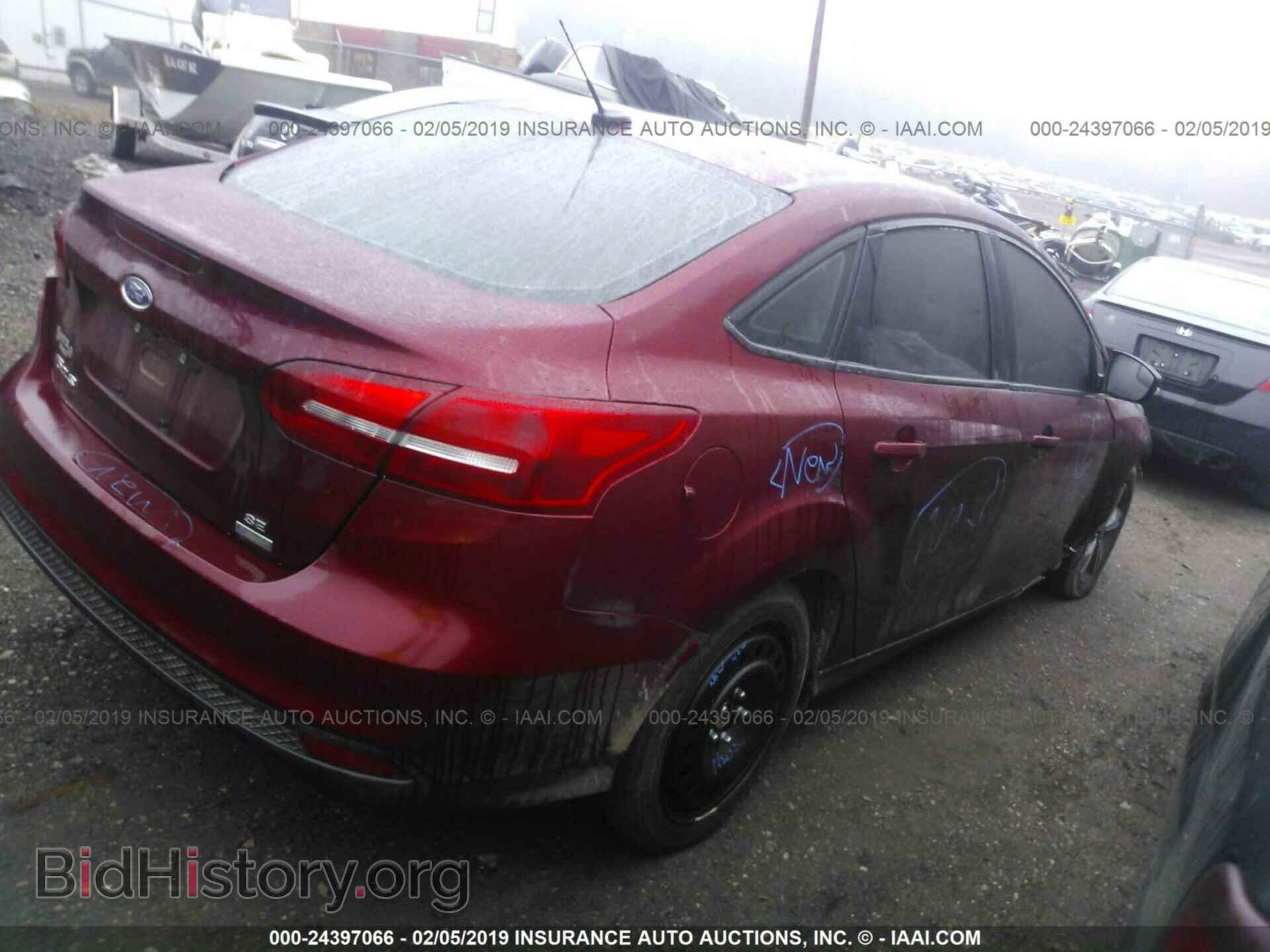 2017 FORD FOCUS - VIN: 1FADP3FE4HL305745 - Photo 4