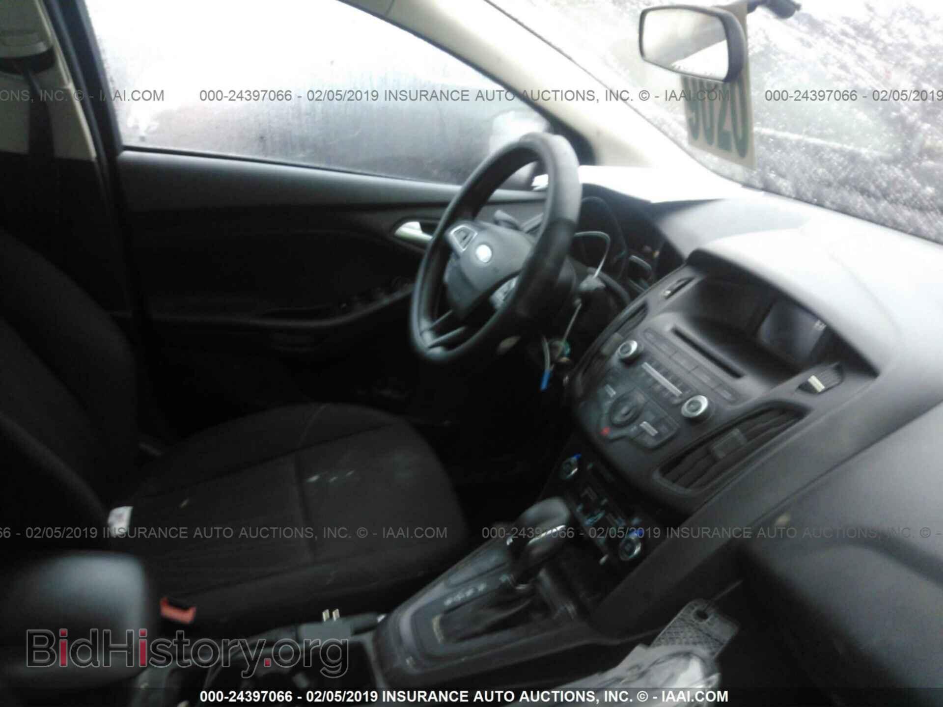 2017 FORD FOCUS - VIN: 1FADP3FE4HL305745 - Photo 5
