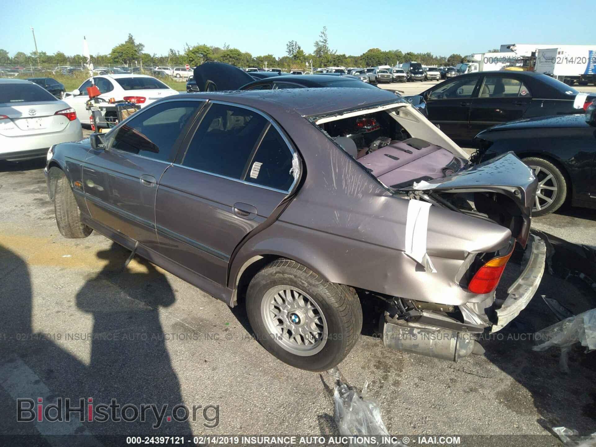 1997 BMW 528 - VIN: WBADD6329VBW15628 - Фото 3