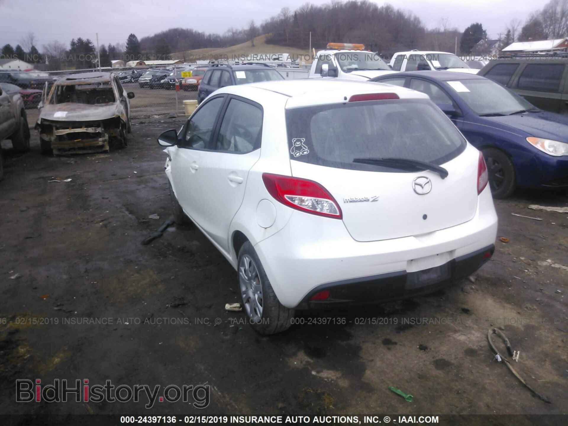 2014 MAZDA MAZDA2 - VIN: JM1DE1KZ9E0182275 - Фото 3