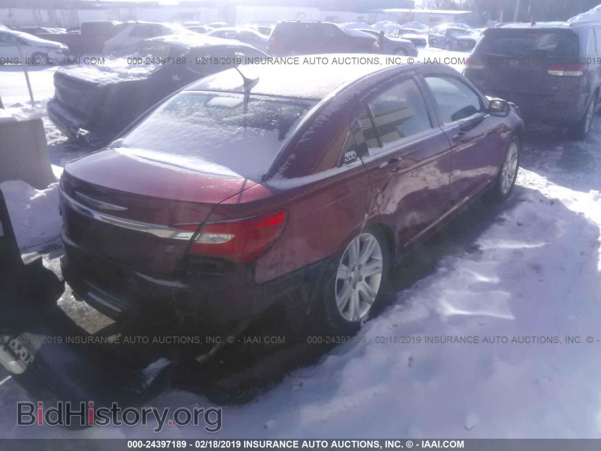2012 CHRYSLER 200 - VIN: 1C3CCBBG9CN306863 - Фото 4