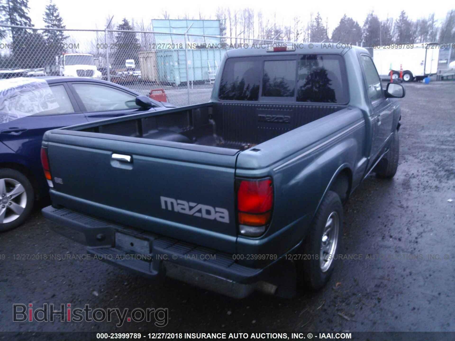 1998 MAZDA B2500 - VIN: 4F4YR12C2WTM44338 - Фото 4