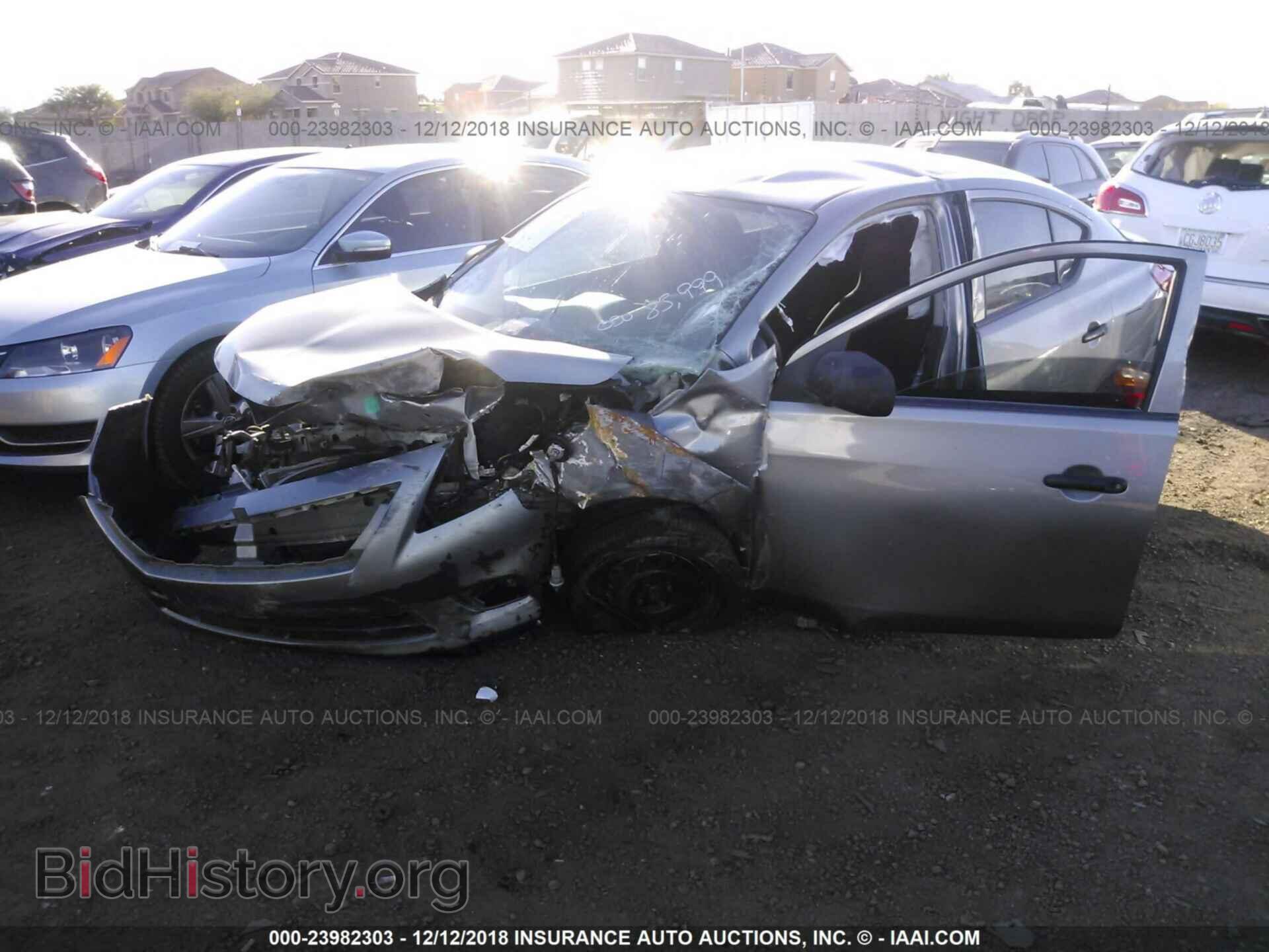 2012 NISSAN VERSA - VIN: 3N1CN7AP1CL805583 - Фото 2