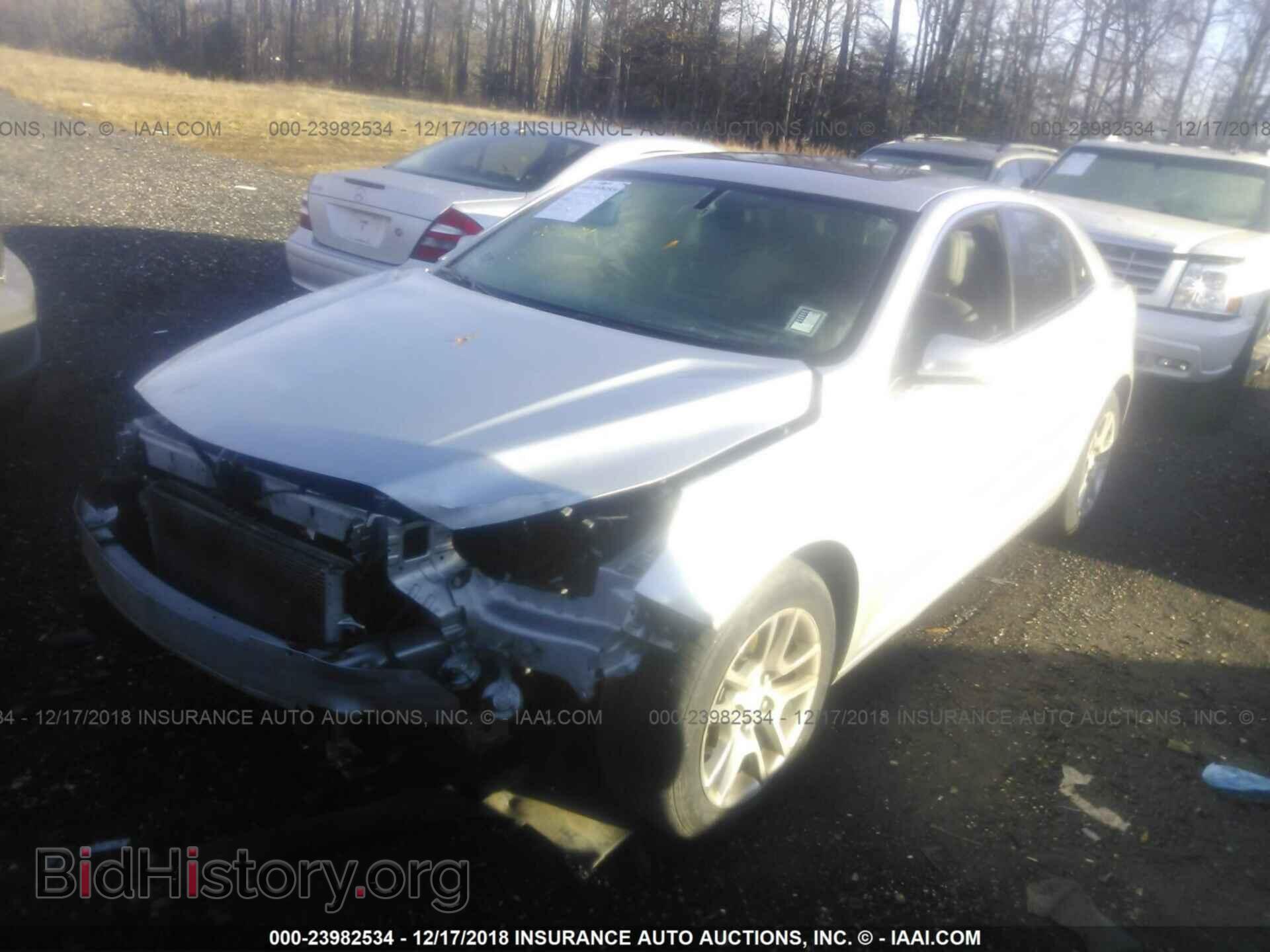 2017 CHRYSLER 300 - VIN: 2C3CCAAG9HH506492 - Фото 2