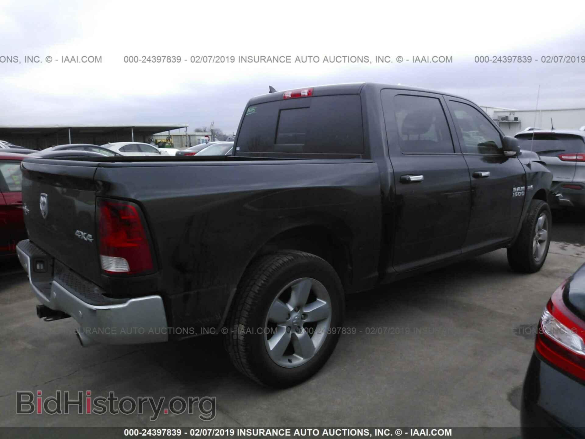 2017 RAM 1500 - VIN: 1C6RR7LT0HS553752 - Фото 4