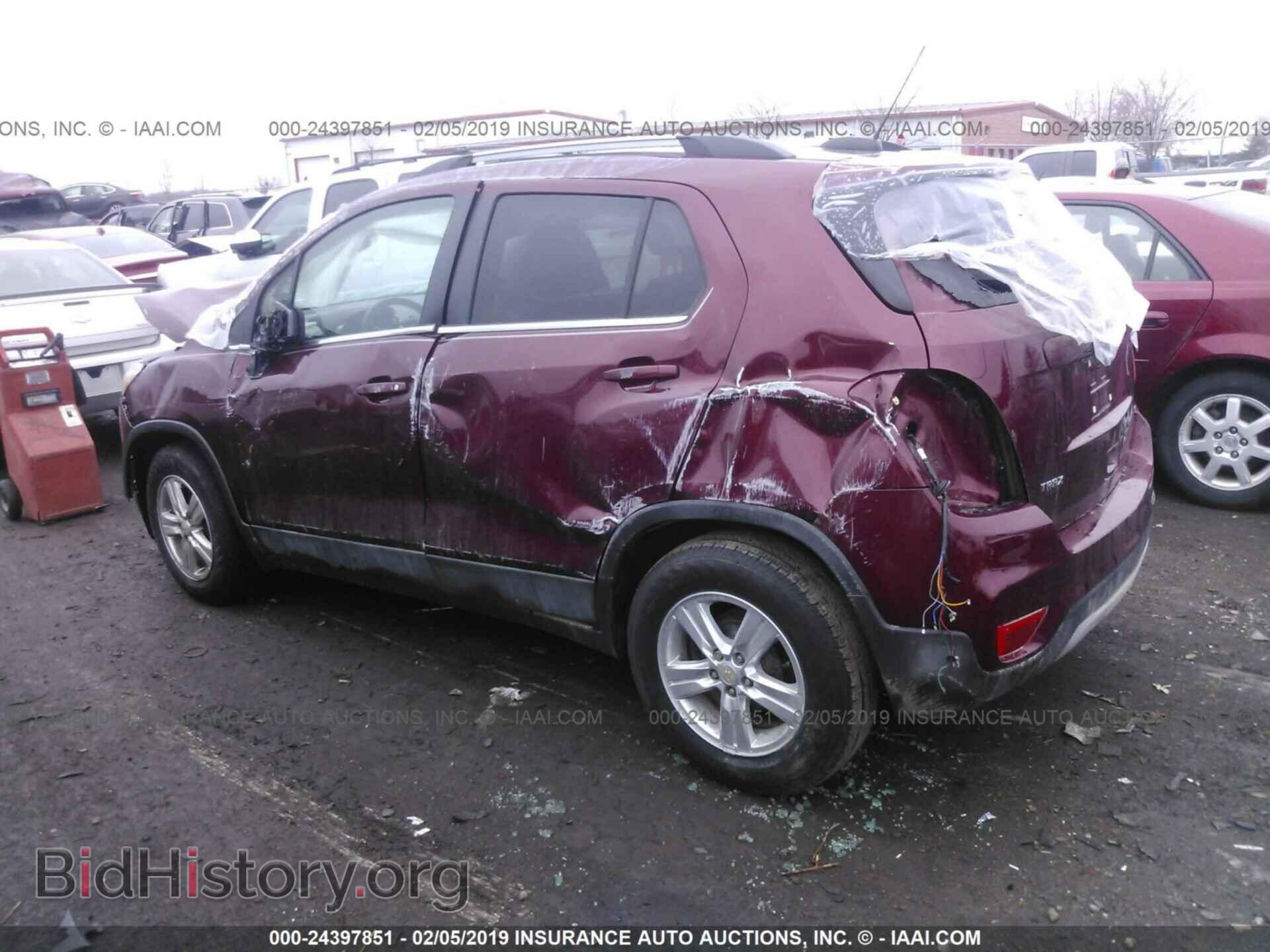 2017 CHEVROLET TRAX - VIN: 3GNCJLSB0HL276467 - Фото 3