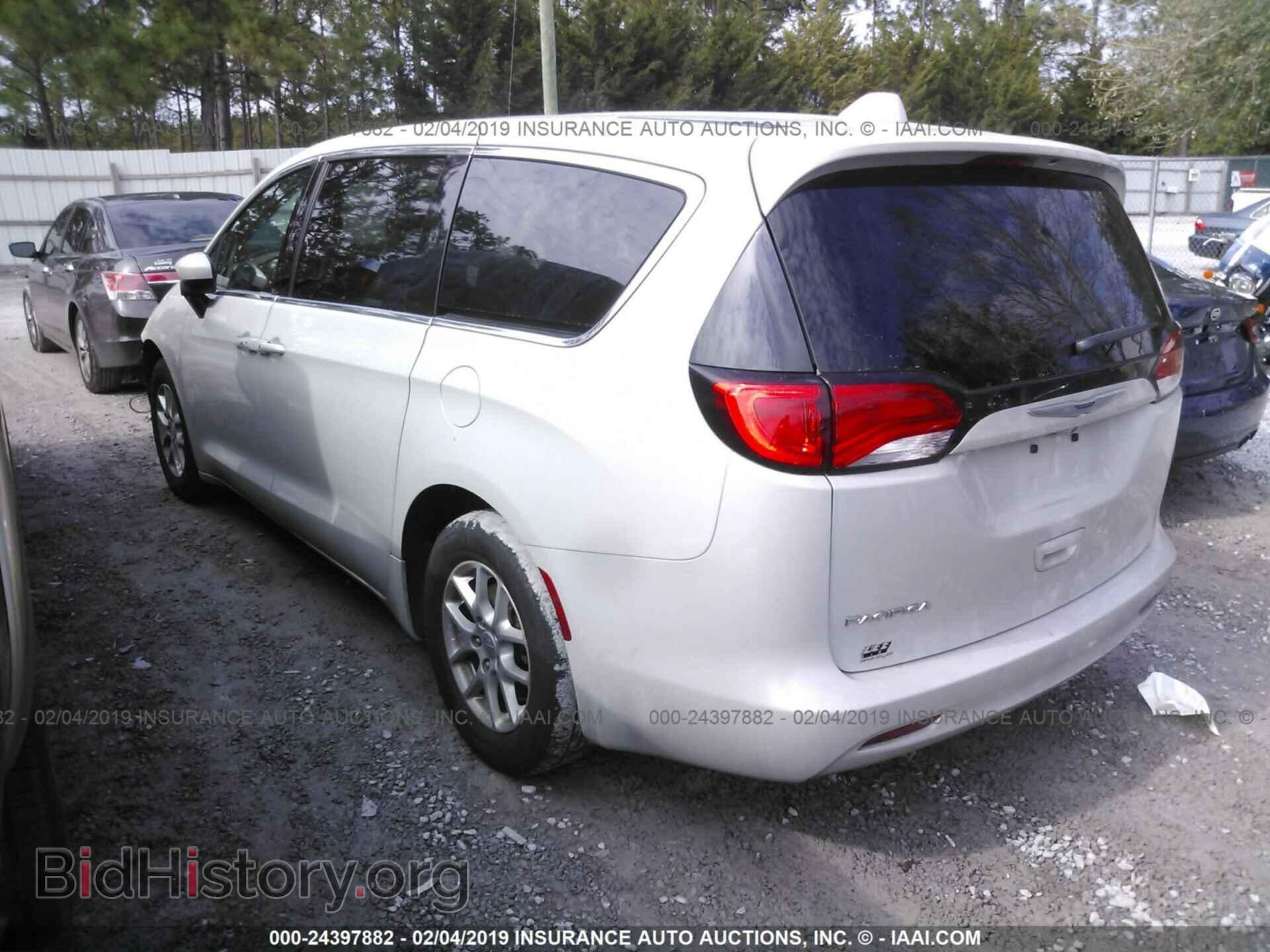 2017 CHRYSLER PACIFICA - VIN: 2C4RC1DG7HR610328 - Фото 3