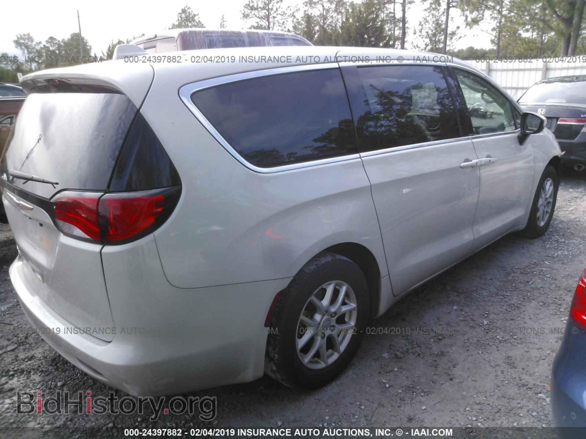 2017 CHRYSLER PACIFICA - VIN: 2C4RC1DG7HR610328 - Фото 4