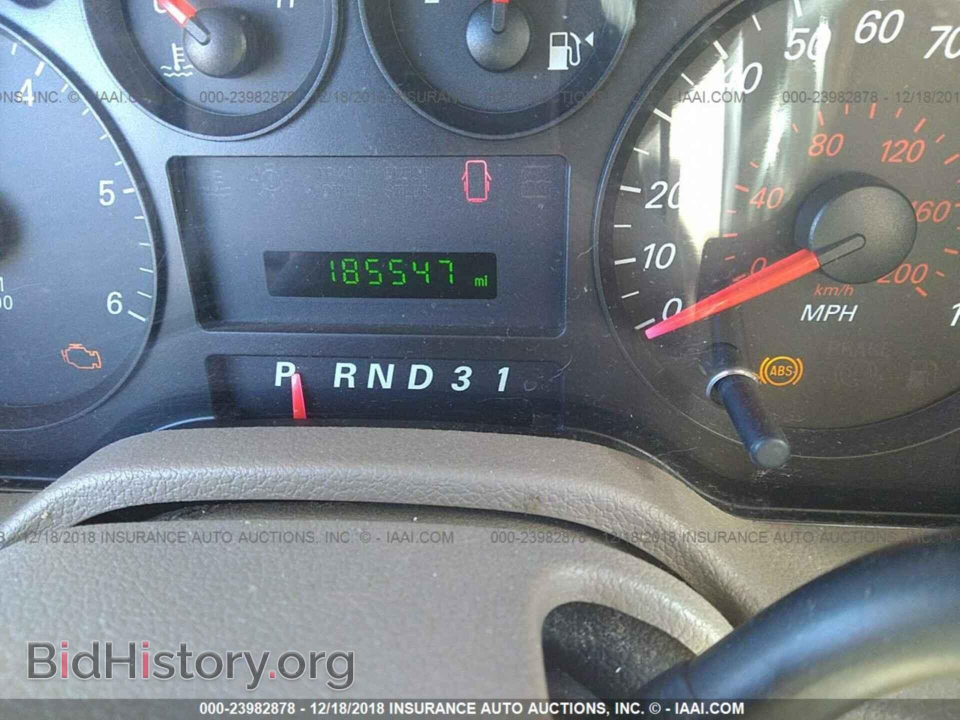2004 FORD FREESTAR - VIN: 2FMZA51654BA29952 - Фото 7