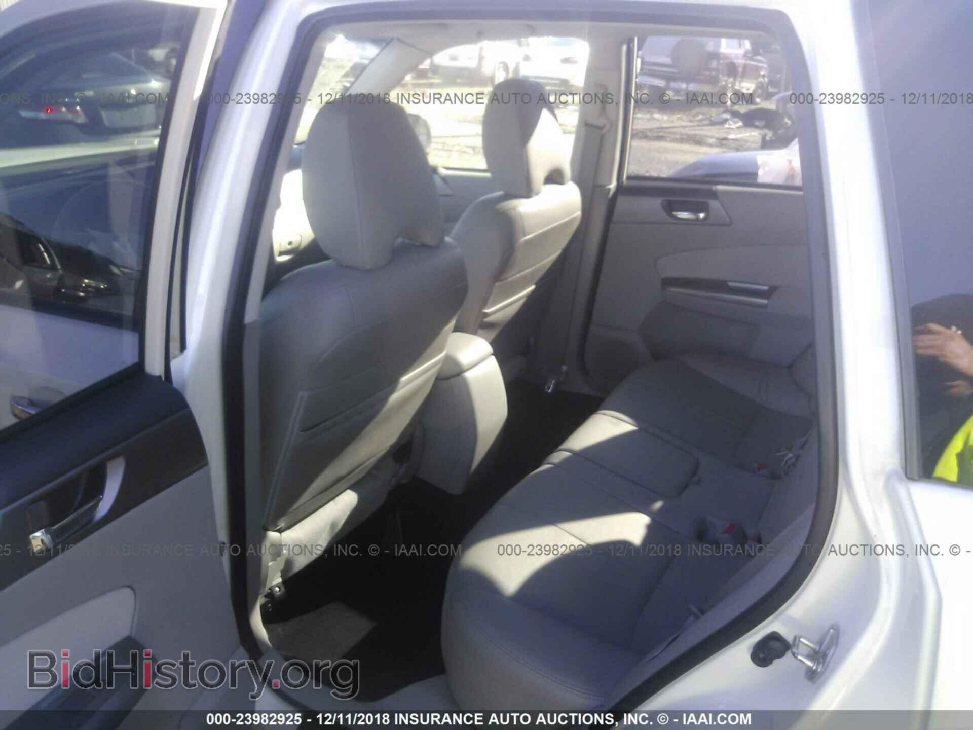 2013 SUBARU FORESTER - VIN: JF2SHAFC0DH415840 - Фото 8