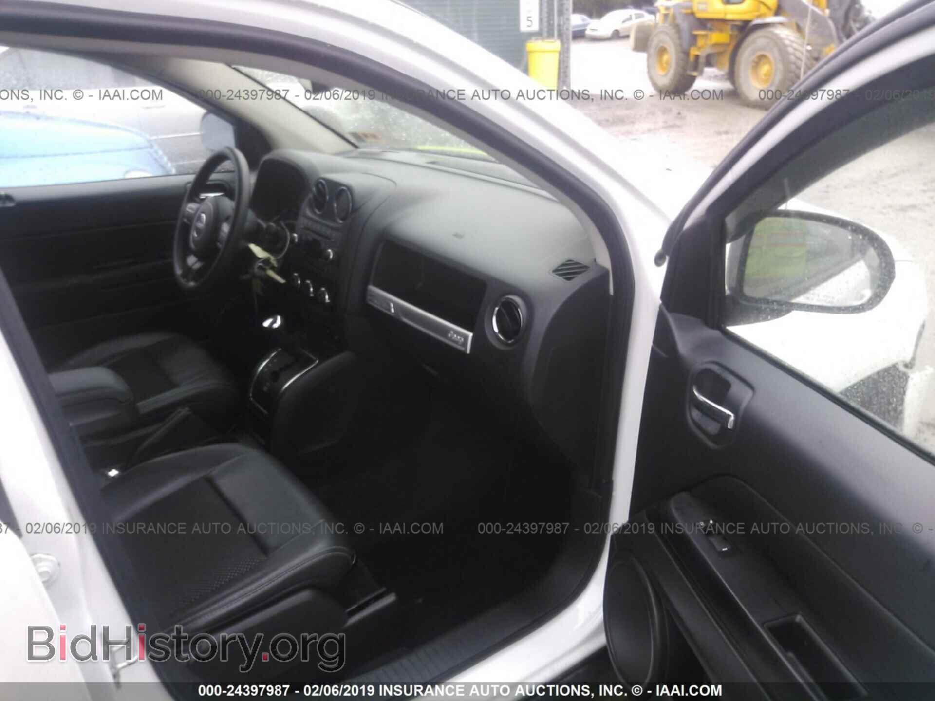 2015 JEEP COMPASS - VIN: 1C4NJDBB8FD249267 - Фото 5