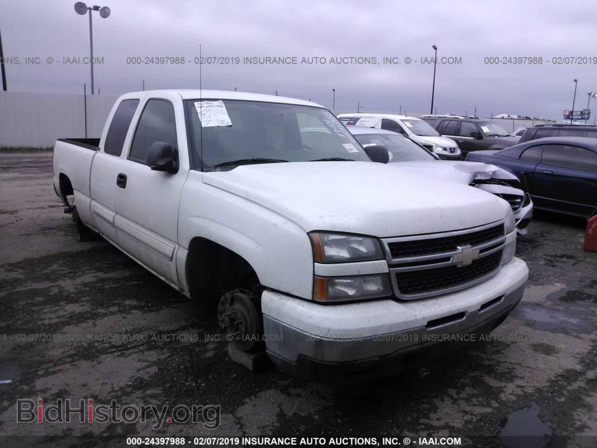 Фотография 2GCEC19TX61107215 - CHEVROLET SILVERADO 2006