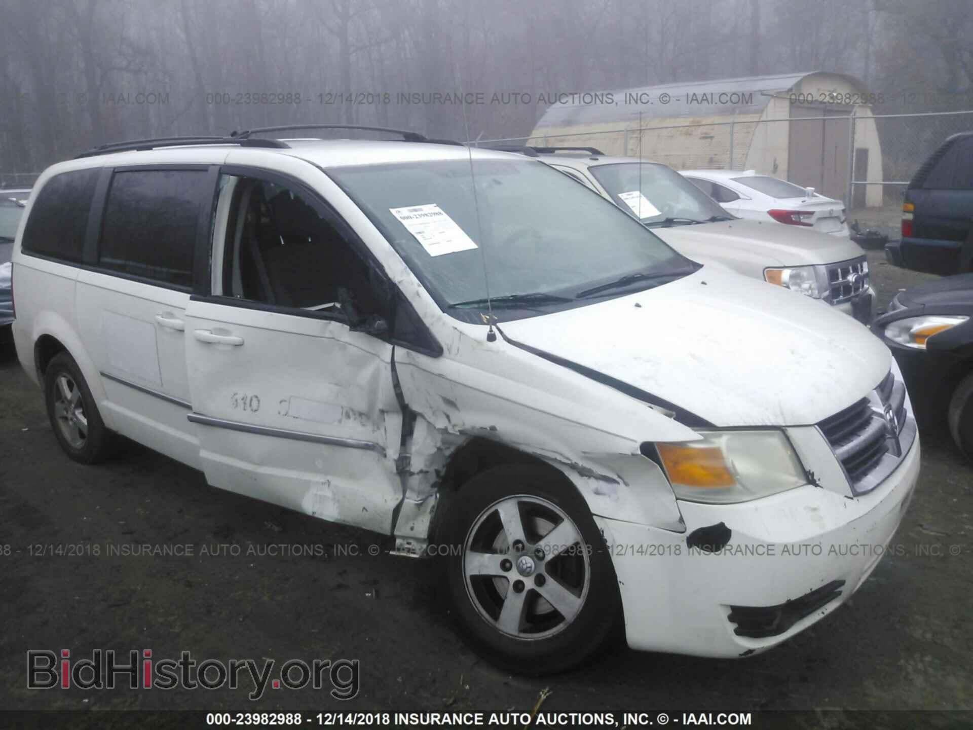 Photo 2D4RN5D12AR342245 - DODGE GRAND CARAVAN 2010