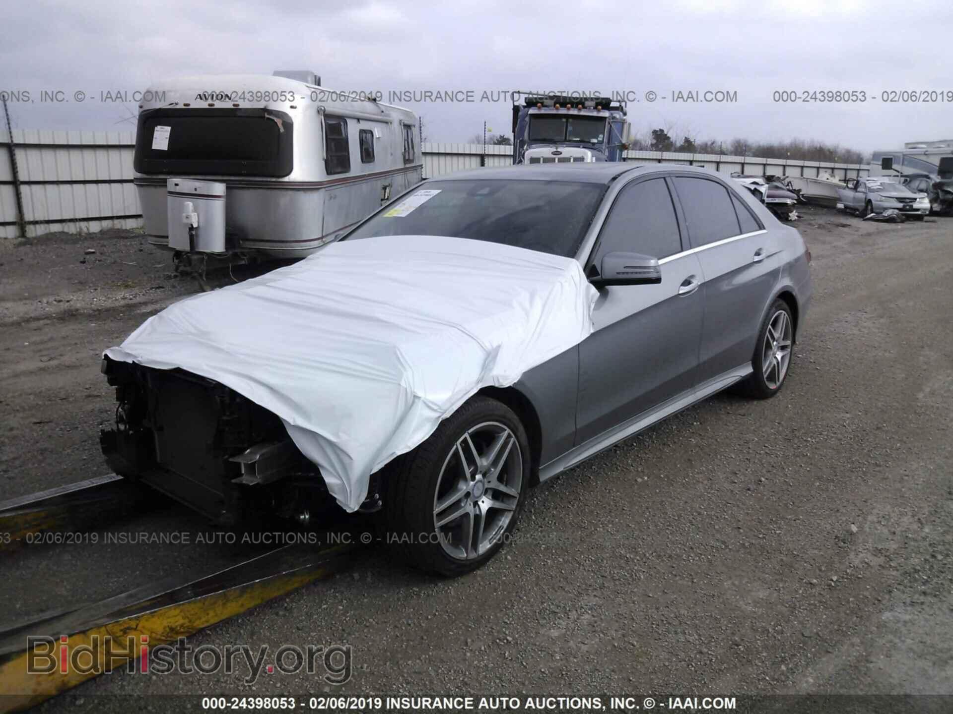2014 MERCEDES-BENZ E - VIN: WDDHF5KB8EA880496 - Фото 2