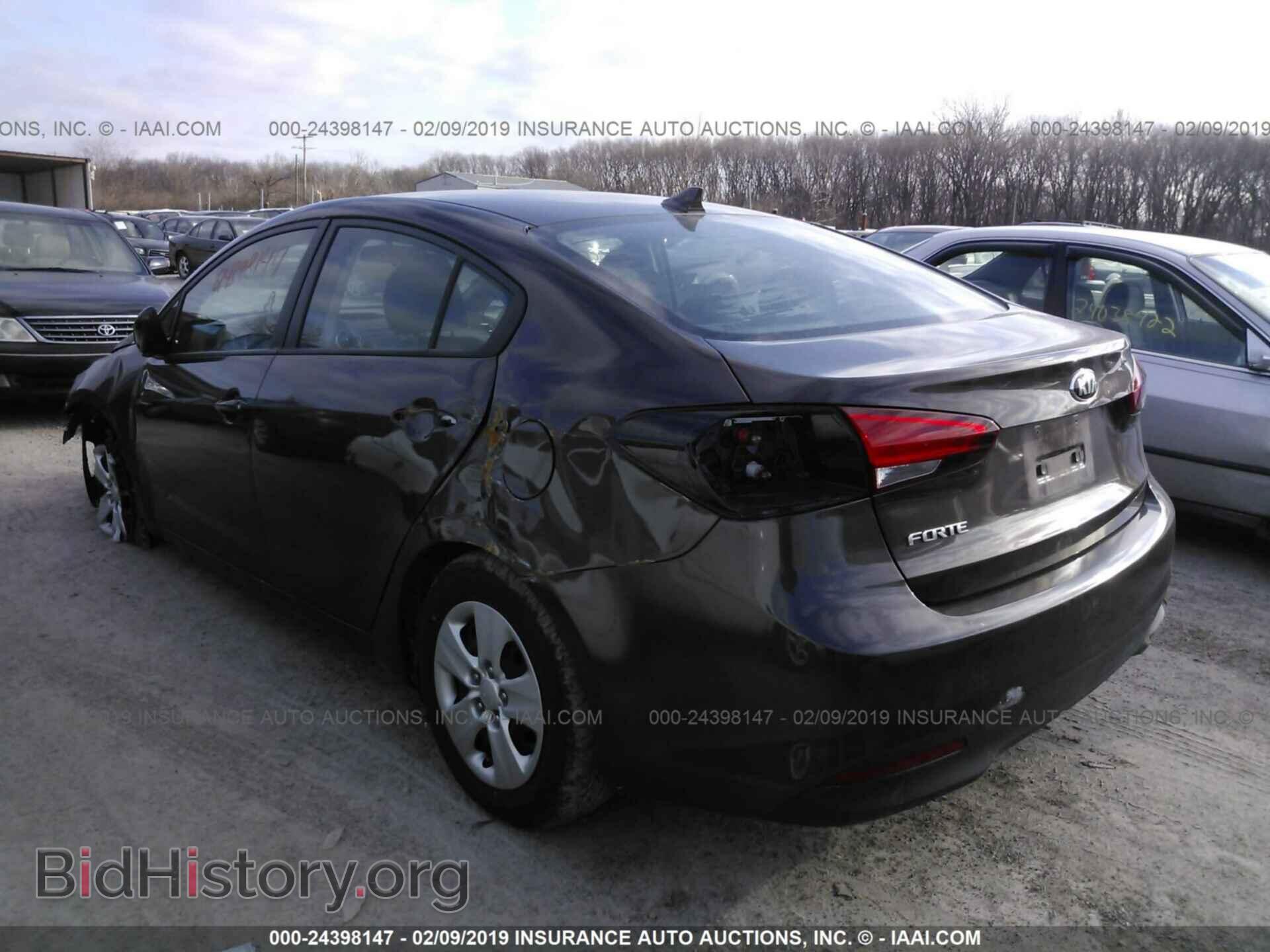 2017 KIA FORTE - VIN: 3KPFK4A78HE099726 - Photo 3