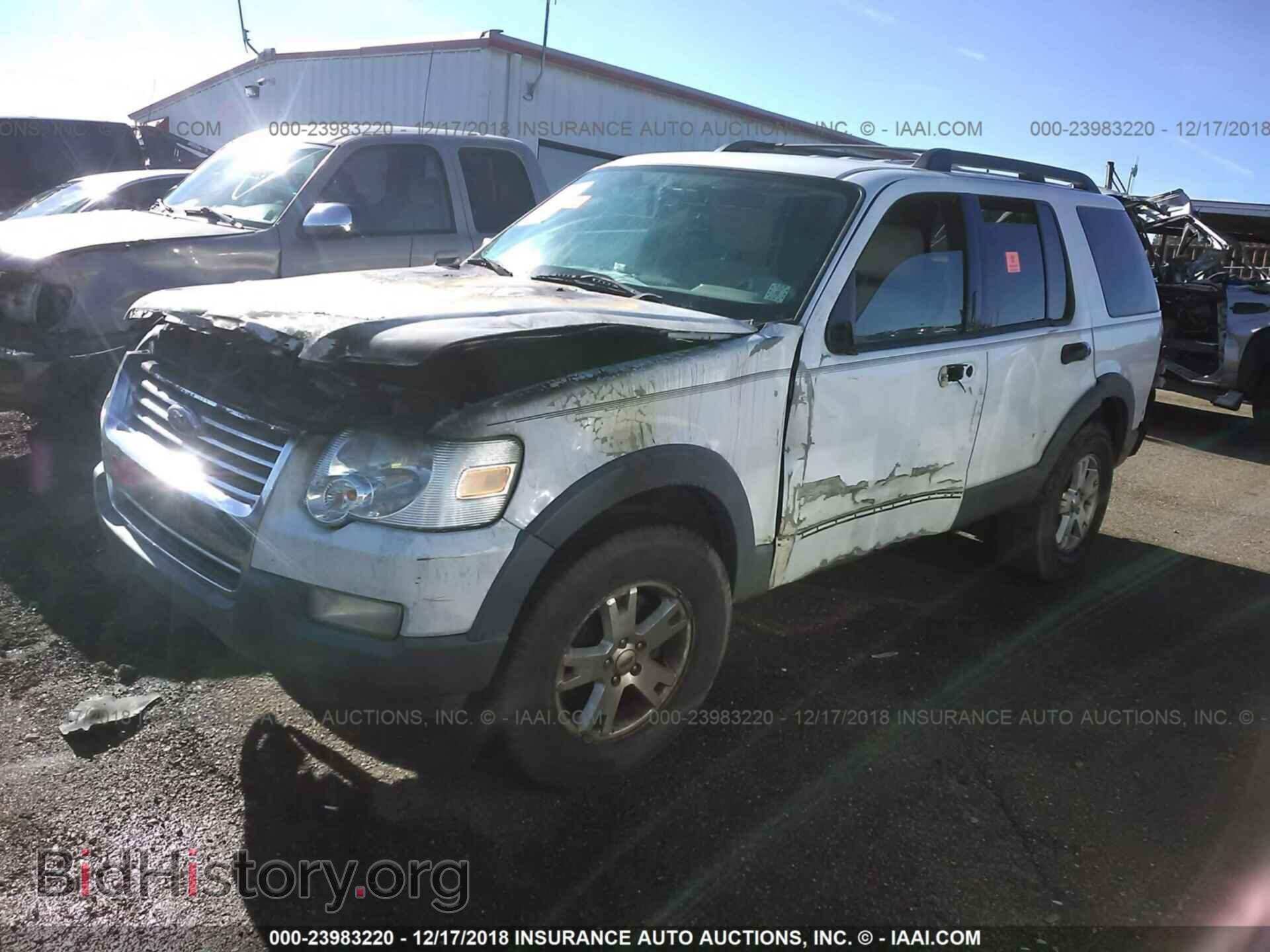2006 FORD EXPLORER - VIN: 1FMEU63E36ZA10588 - Фото 2