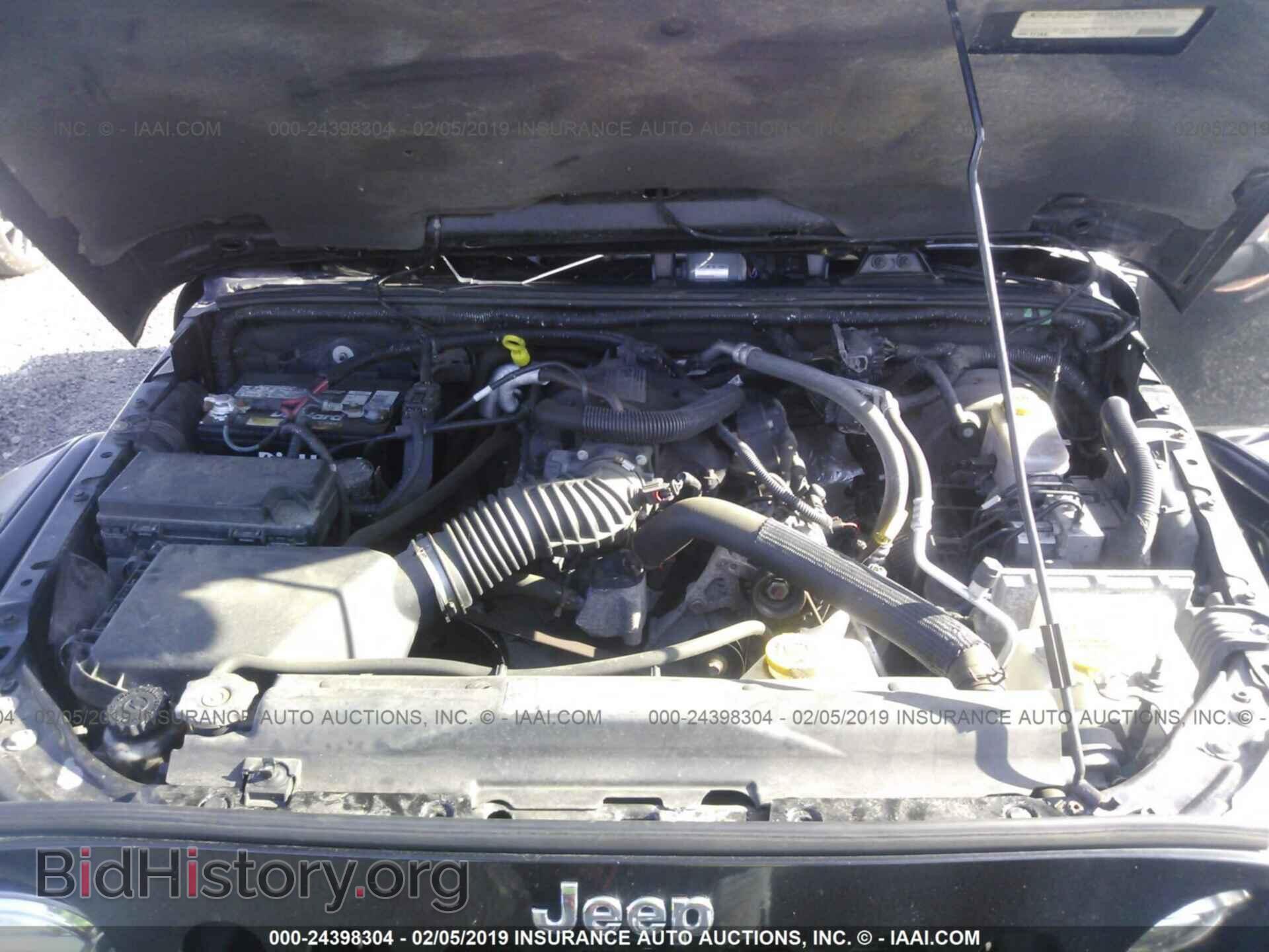 2011 JEEP WRANGLER - VIN: 1J4GA5D11BL617933 - Фото 10
