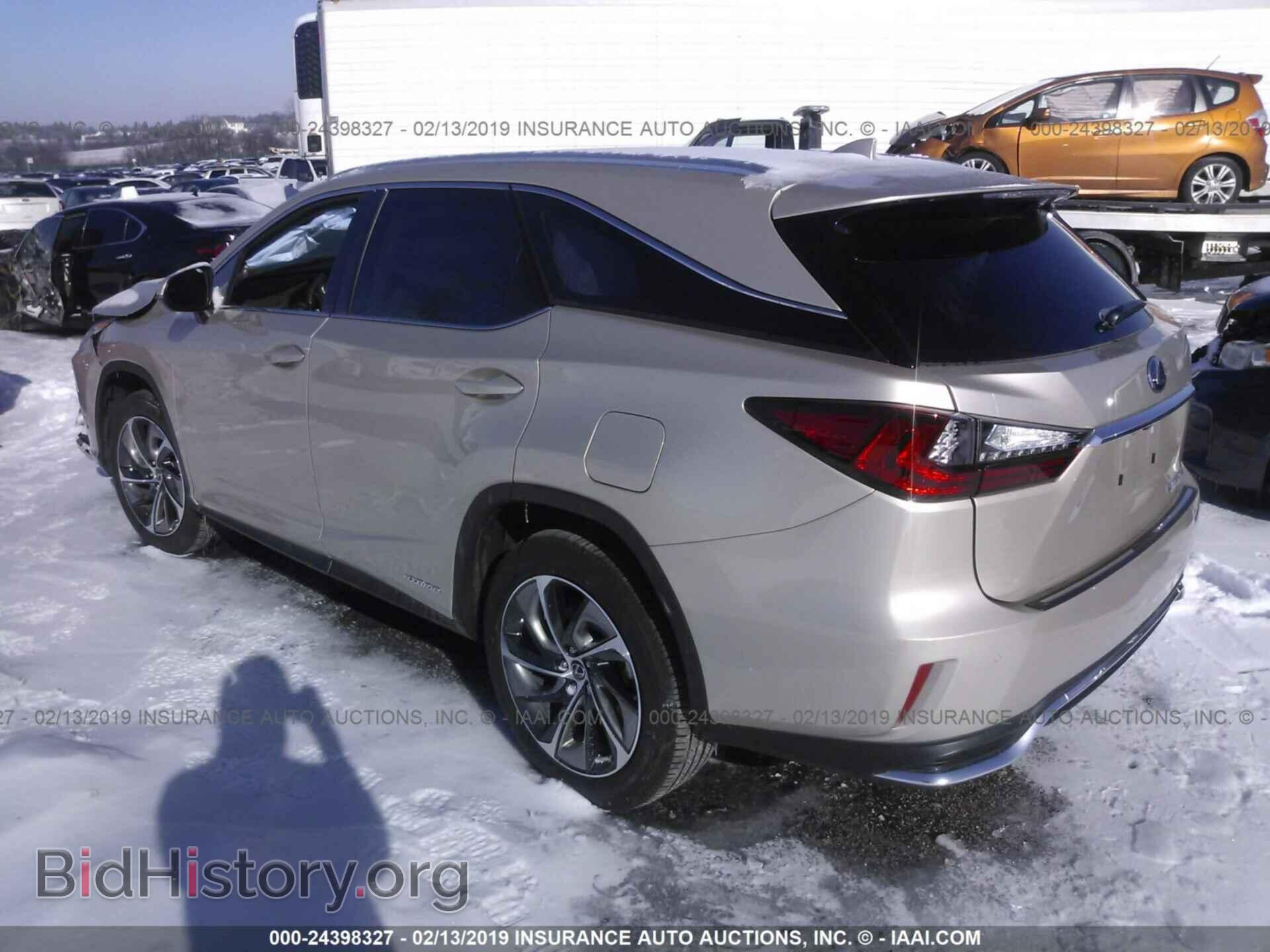 2018 LEXUS RX - VIN: JTJDGKCA9J2003446 - Фото 3