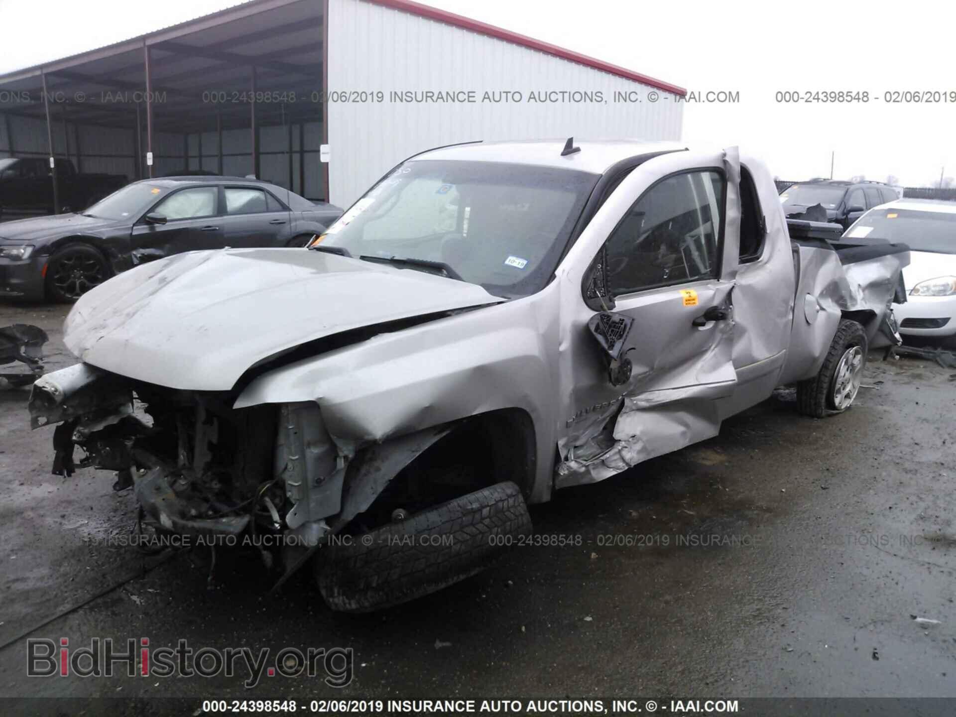 2007 CHEVROLET SILVERADO - VIN: 2GCEC19C971610896 - Фото 2