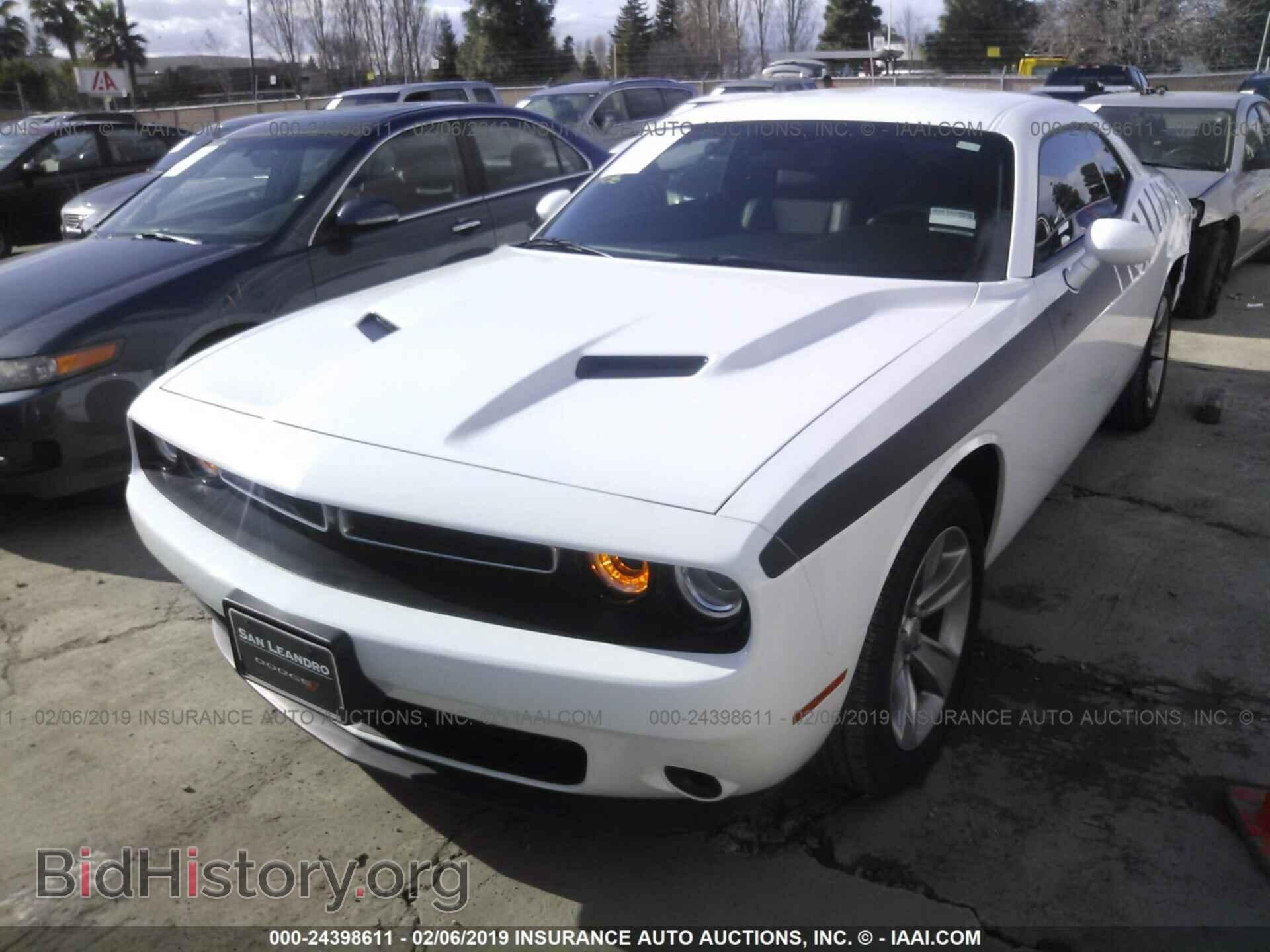 2017 DODGE CHALLENGER - VIN: 2C3CDZAG0HH502231 - Photo 2