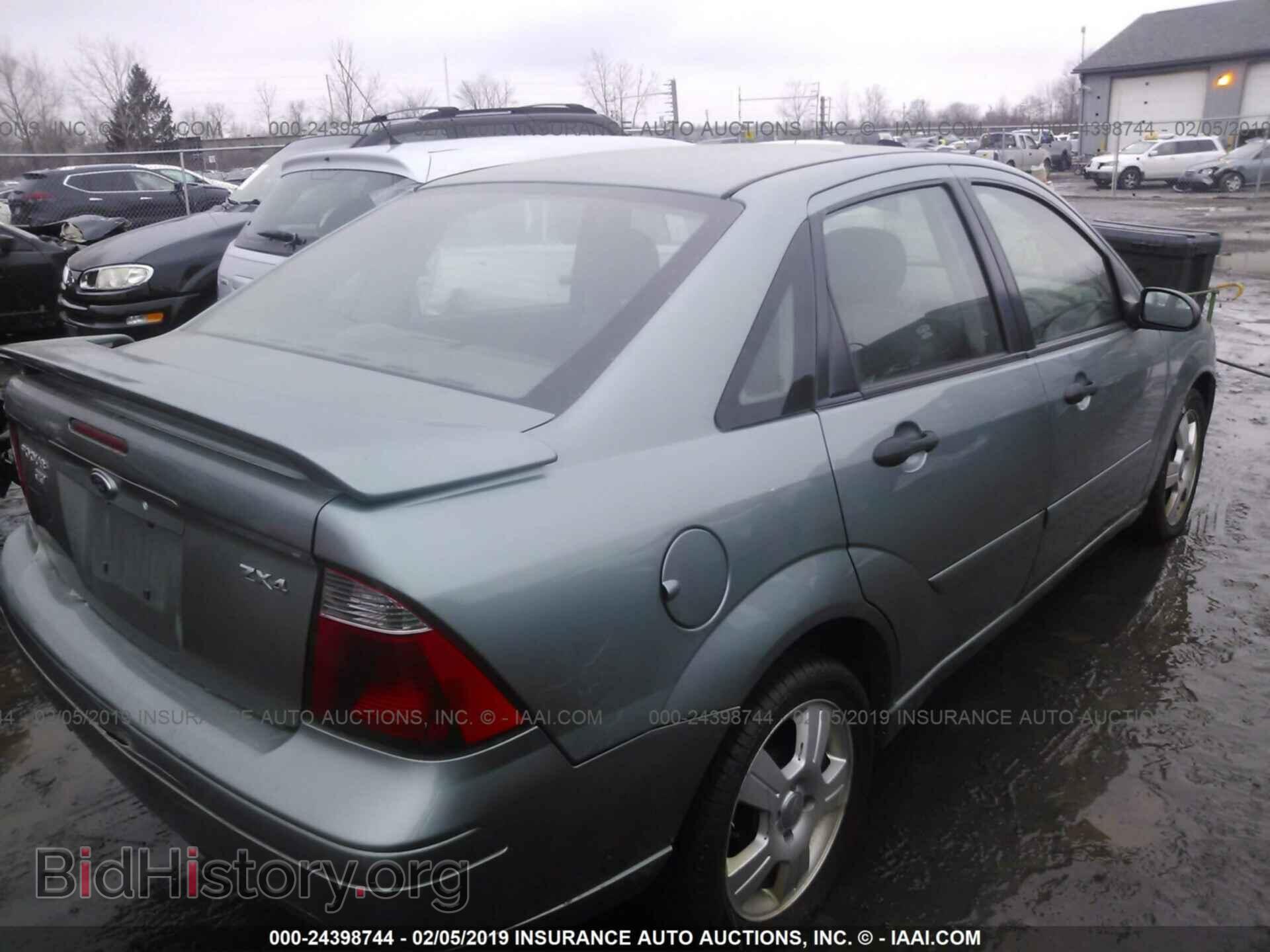 2005 FORD FOCUS - VIN: 1FAFP34N95W207008 - Фото 4
