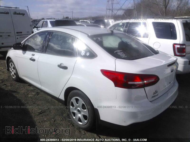 2016 Ford FOCUS (VIN 1FADP3E27GL293158) — фото 3 из 10