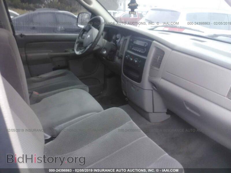 2005 Dodge RAM 1500 (VIN 1D7HA18N05S344306) — фото 5 из 10