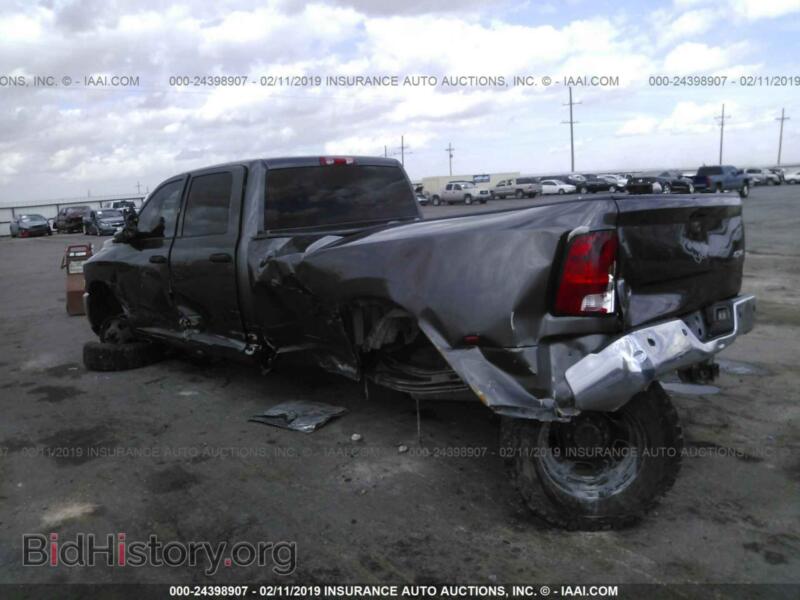 2014 RAM 3500 (VIN 3C63RRGL7EG275429) — фото 3 из 10
