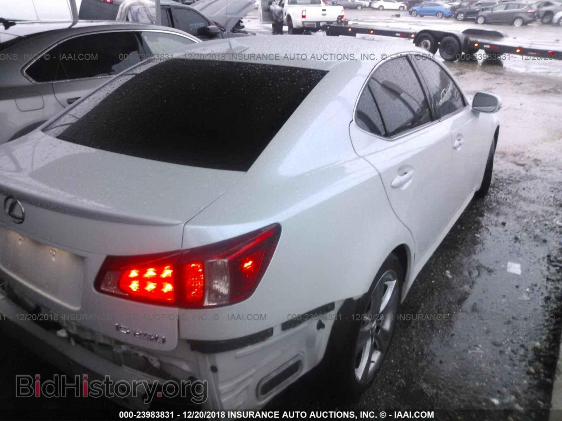 2011 LEXUS IS - VIN: JTHBF5C27B5141718 - Фото 4