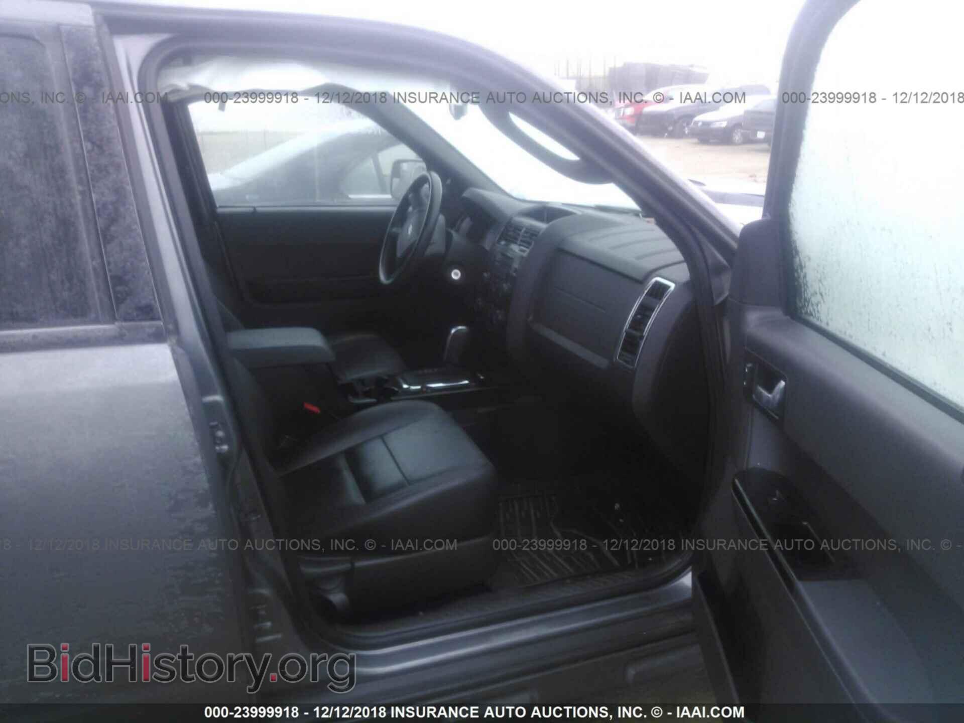 2011 FORD ESCAPE - VIN: 1FMCU0E7XBKA21044 - Фото 5
